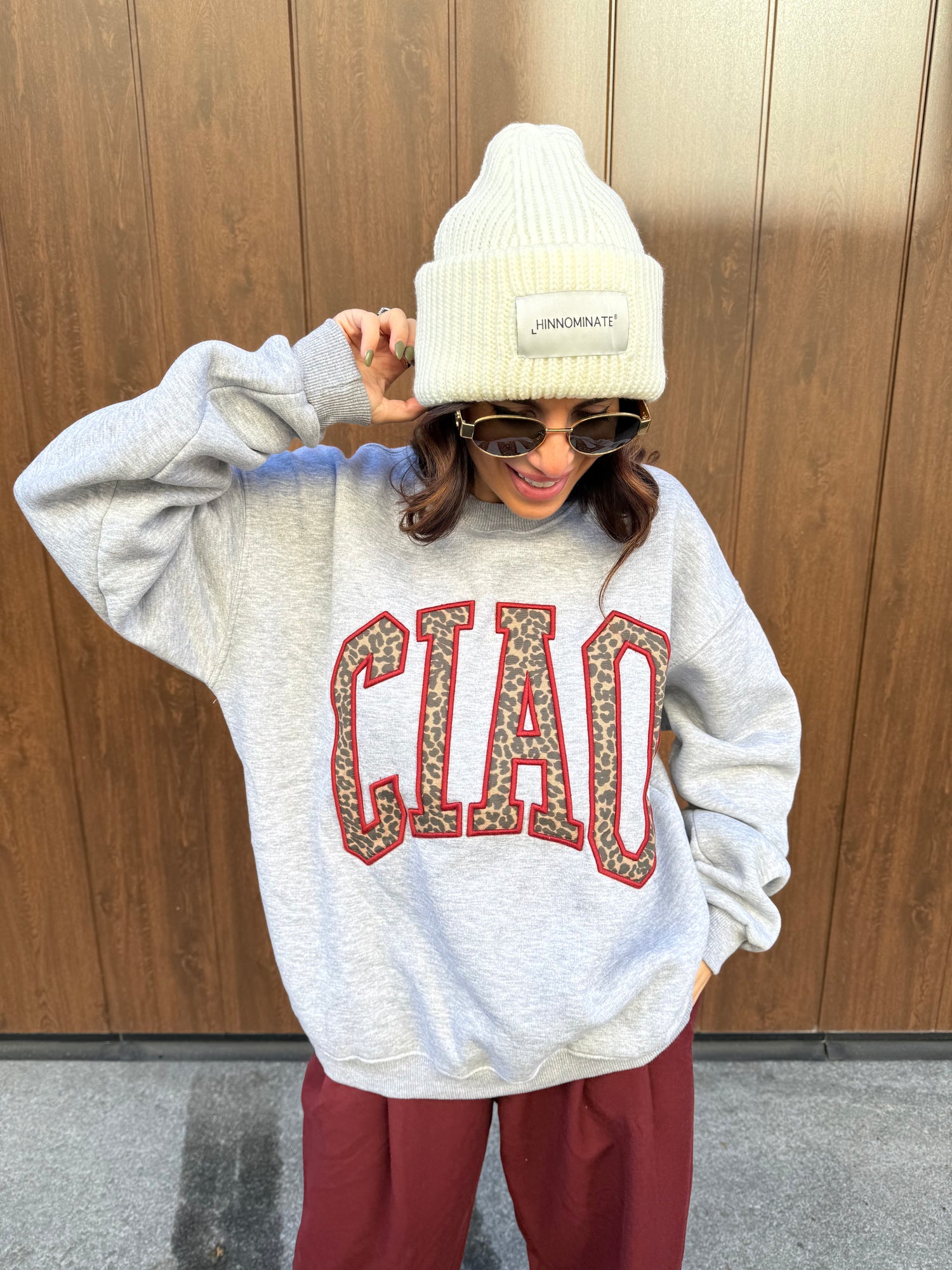 Cappello in maglia con logo HINNOMINATE