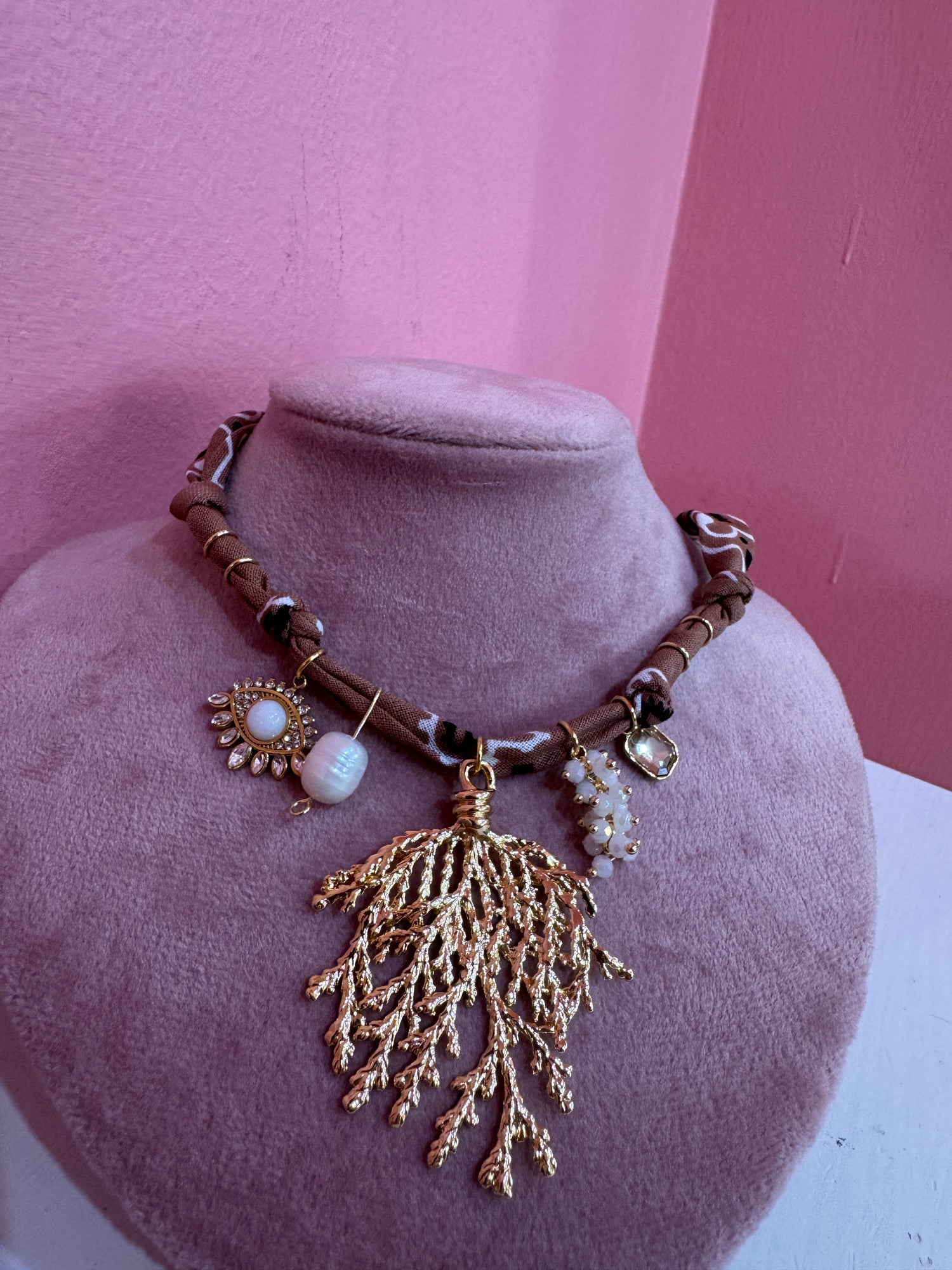 Collana bandana “Coachella” BADHNATI JEWELRY