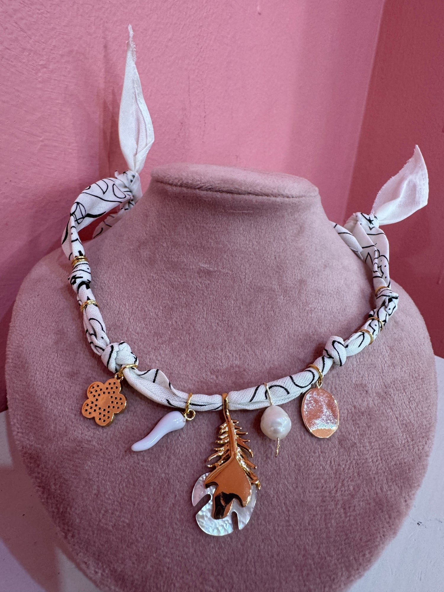 Collana bandana “Coachella” BADHNATI JEWELRY