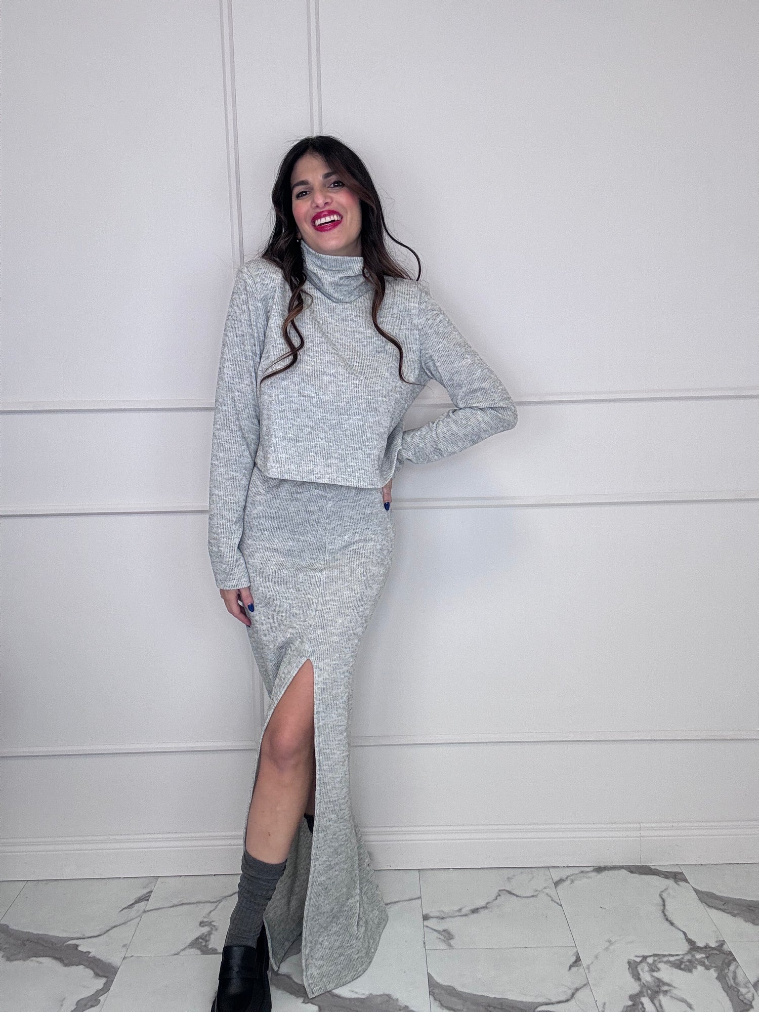 Gonna in maglia spacco HAVE ONE