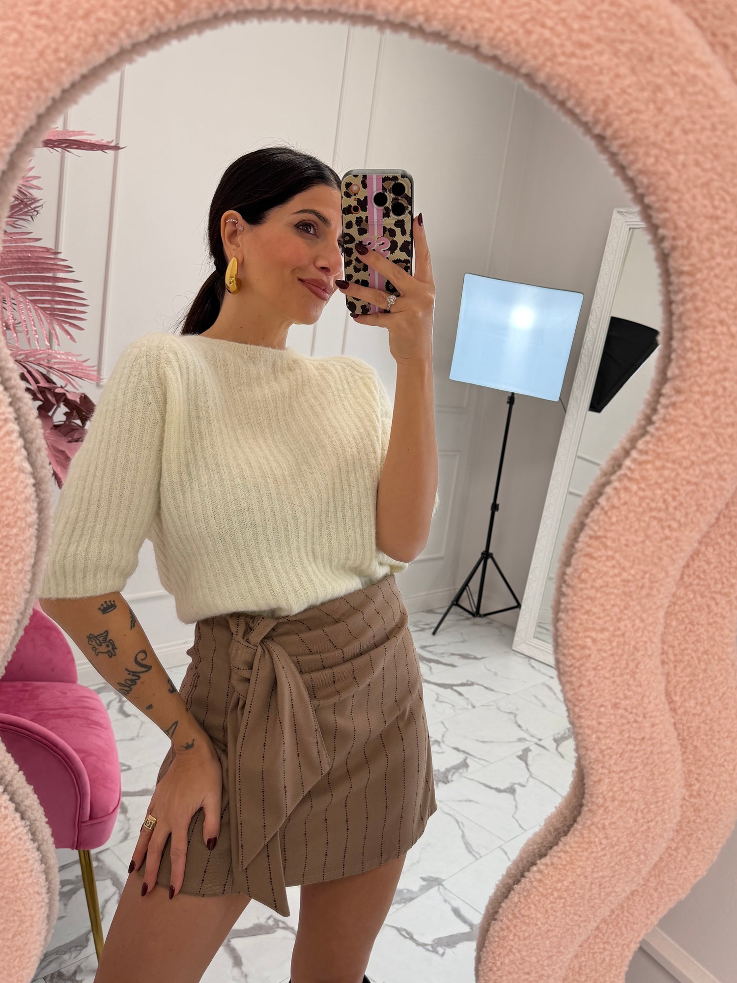 Gonna shorts con nodo HAVE ONE