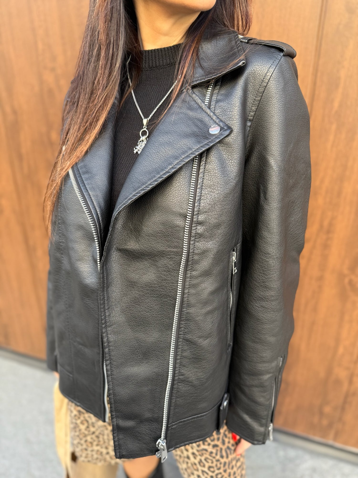 Chiodo ecopelle over “Mille” ONLY