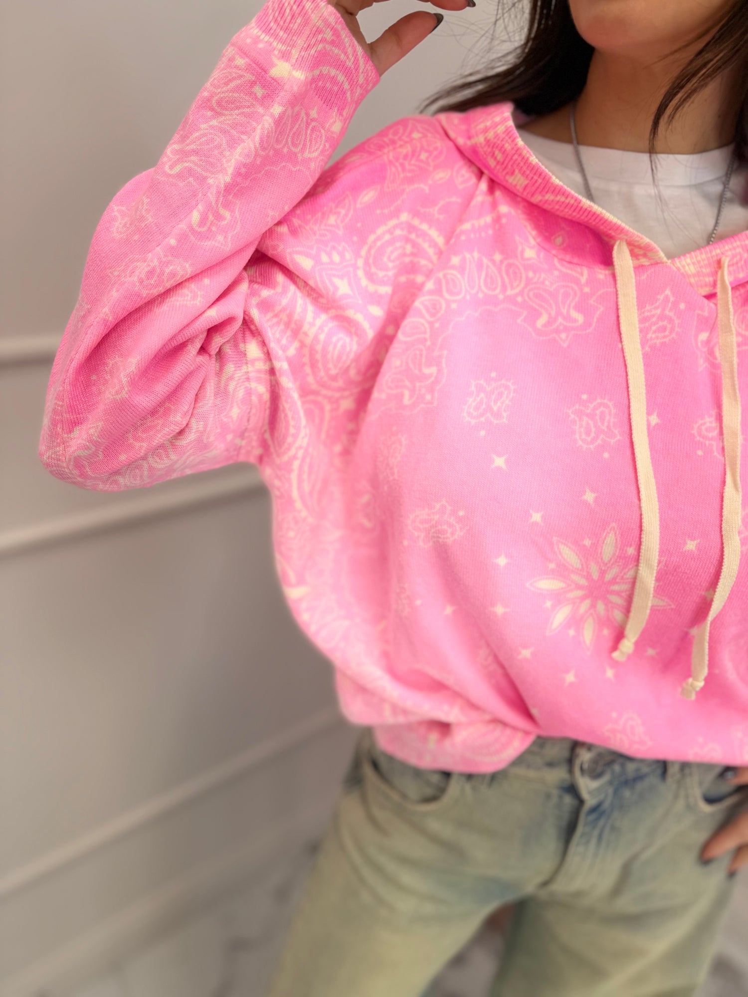 Maglia con cappuccio bandana ADORÉ