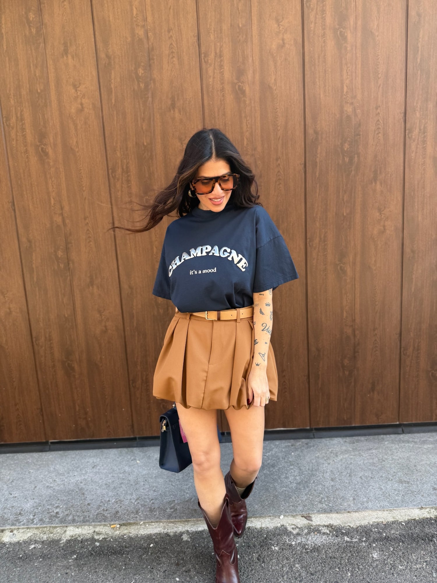 T-shirt over “Champagne Mood” VICOLO