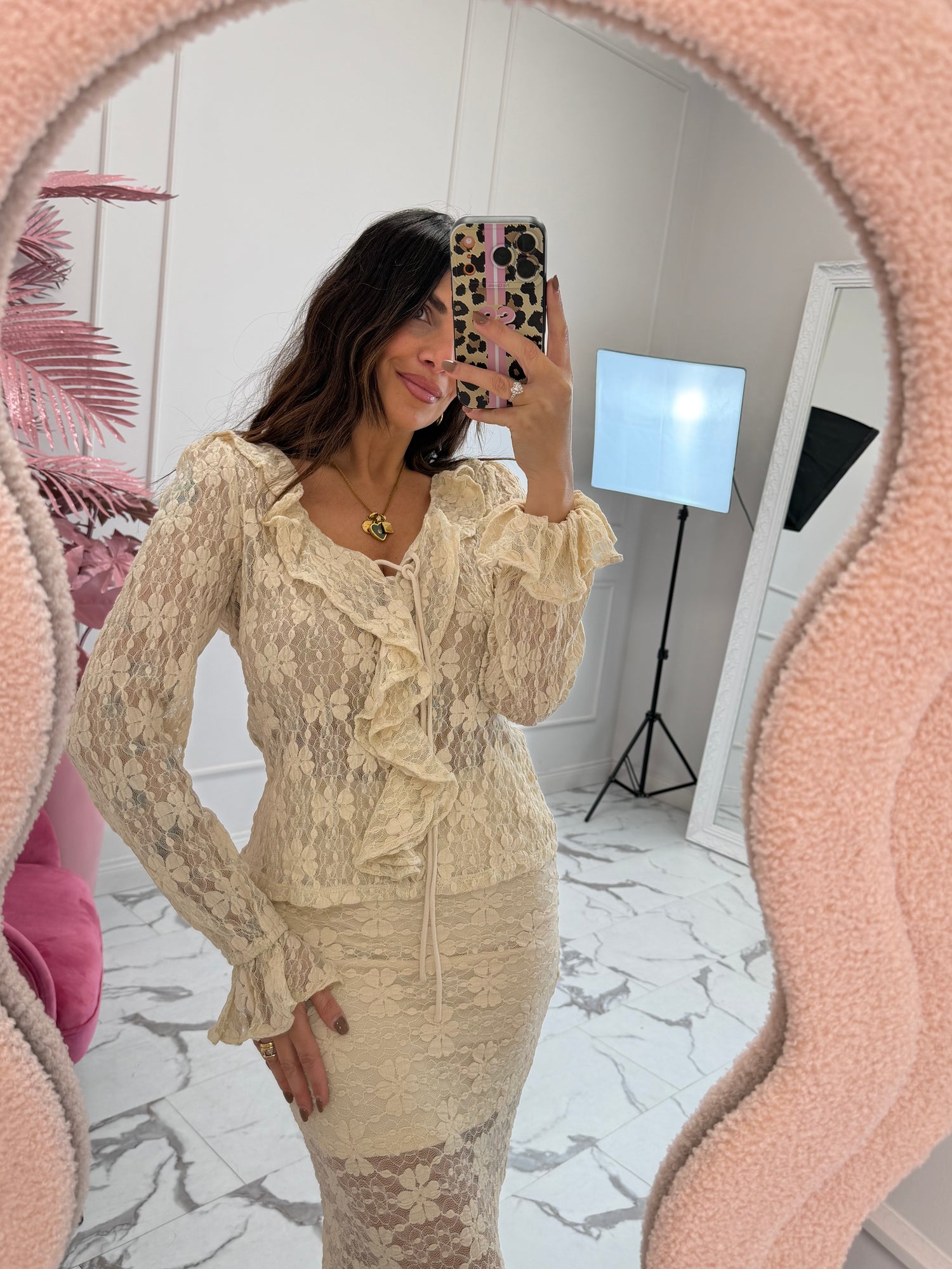 Top in pizzo “Pearlina” ONLY