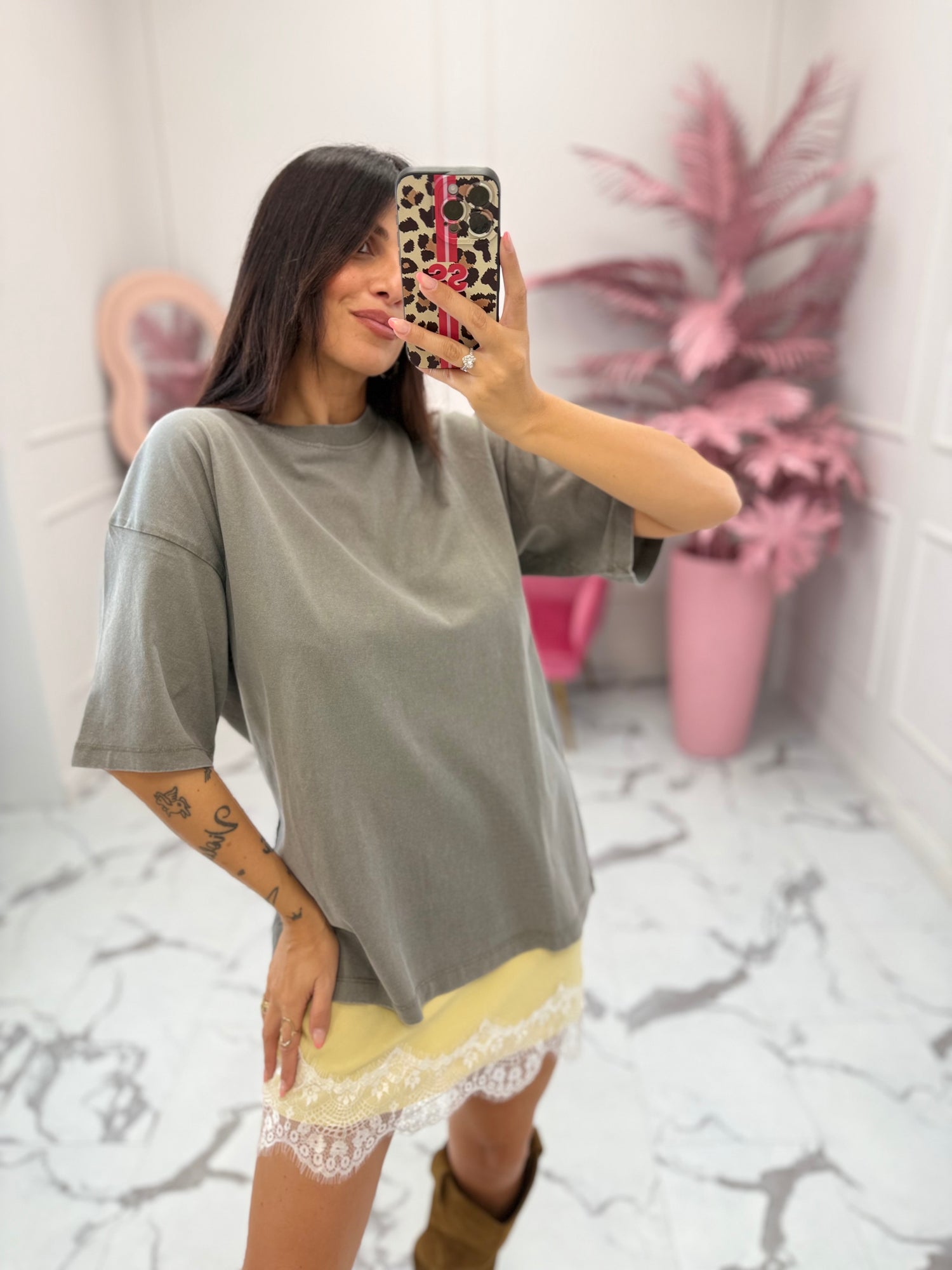 T-shirt over “Andrea” JJXX