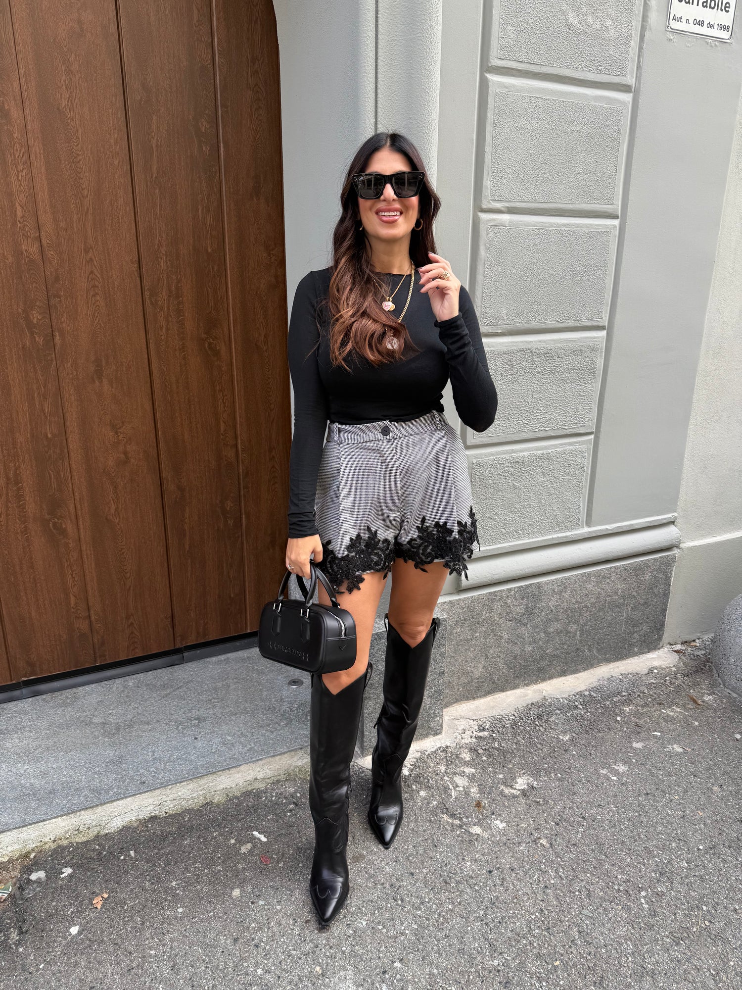 Shorts coordinato “Chantilly” HAVE ONE