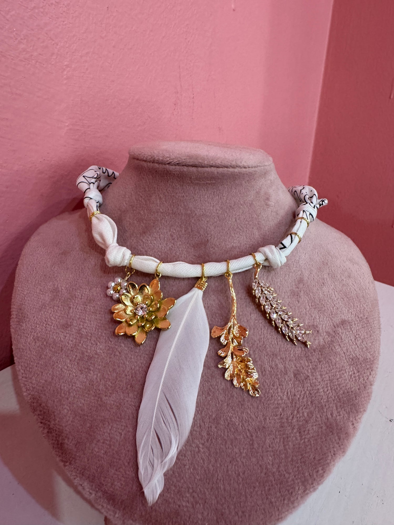 Collana bandana “Coachella” BADHNATI JEWELRY