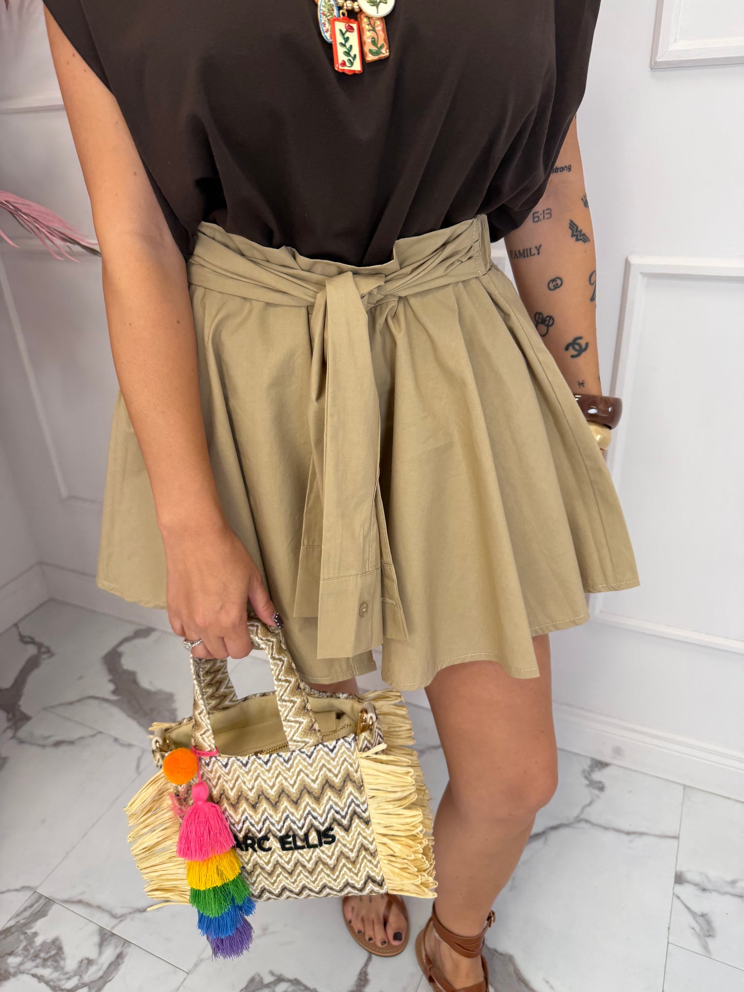 Gonna shorts “Shirt” JW