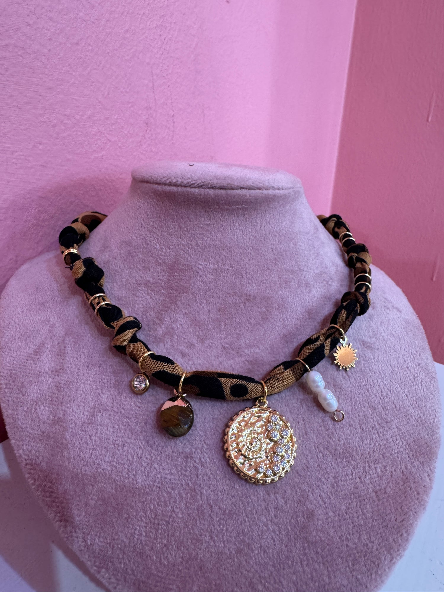 Collana bandana “Animalier” BADHNATI JEWELRY