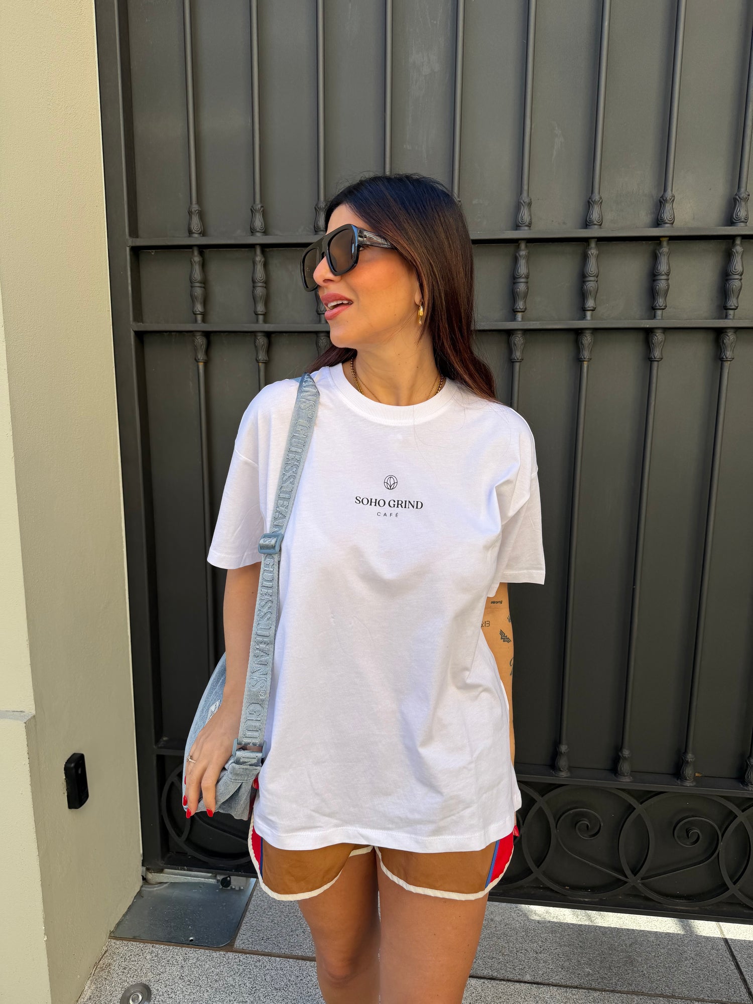 T-shirt “Vivvi” ONLY