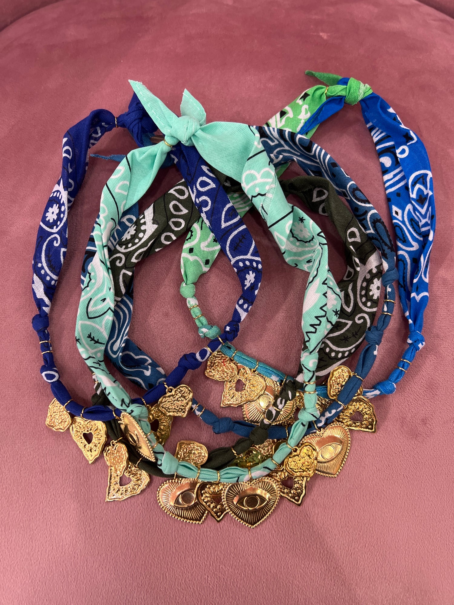 Collana bandana “Love is Love” BADHNATI JEWELRY