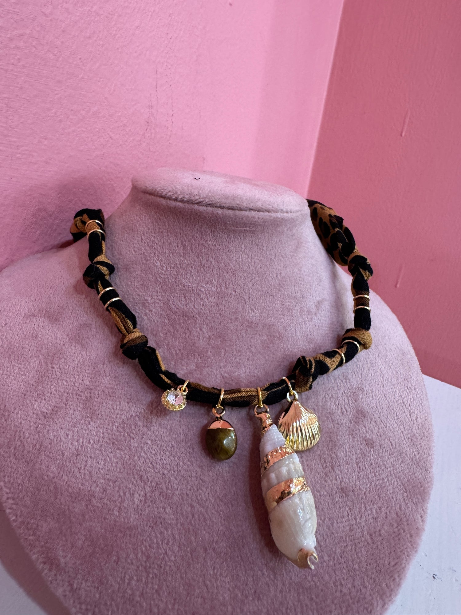 Collana bandana “Animalier” BADHNATI JEWELRY