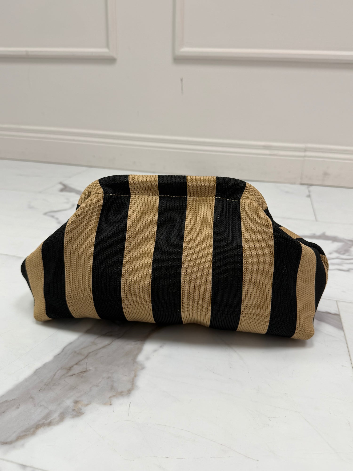 Borsa pouch “Millerighe” LIP