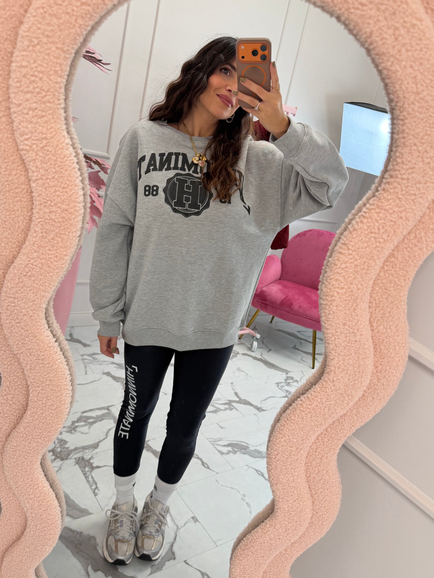 Felpa girocollo over “College” NEW HINNOMINATE