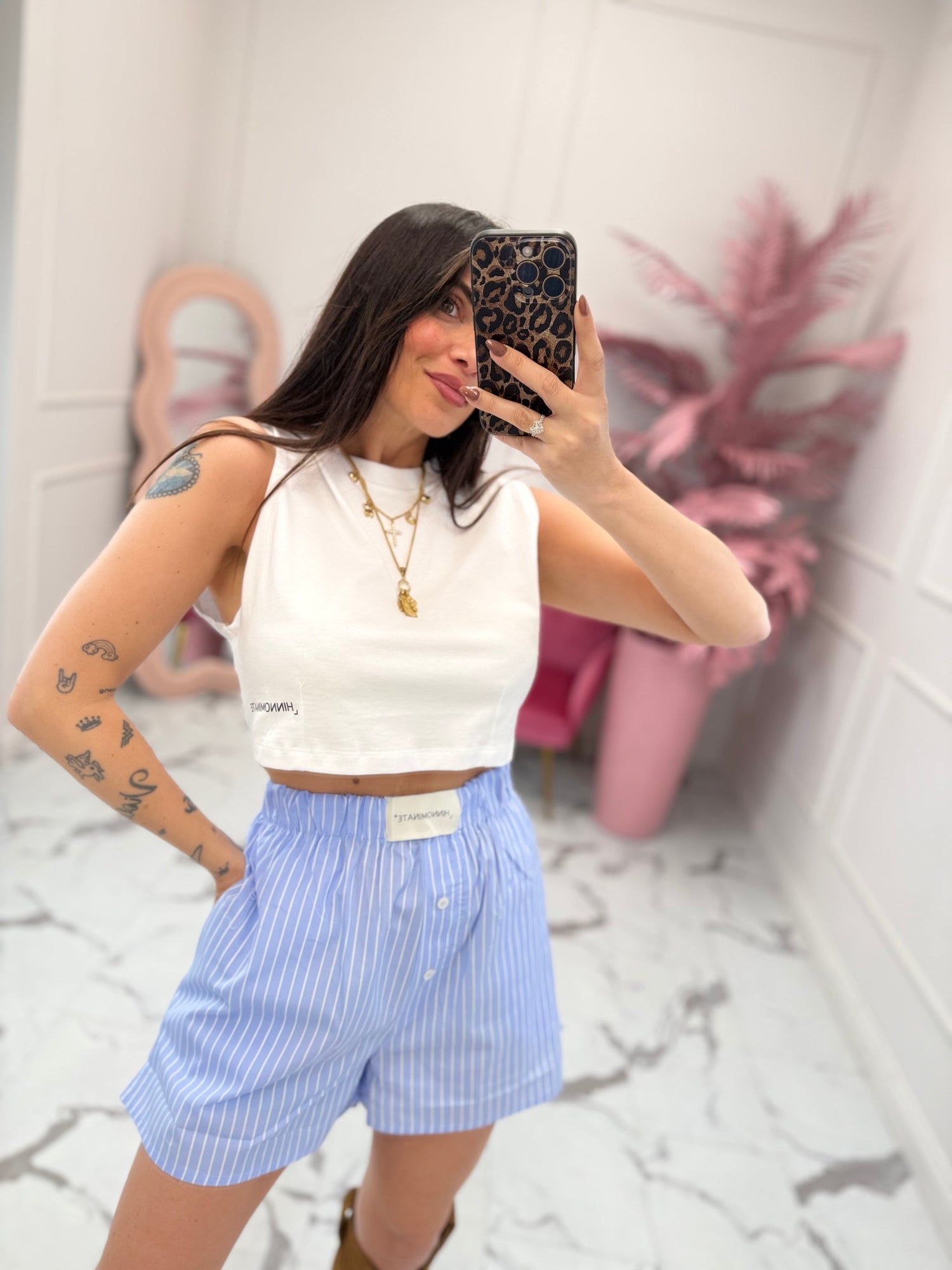 Crop top smanicato HINNOMINATE