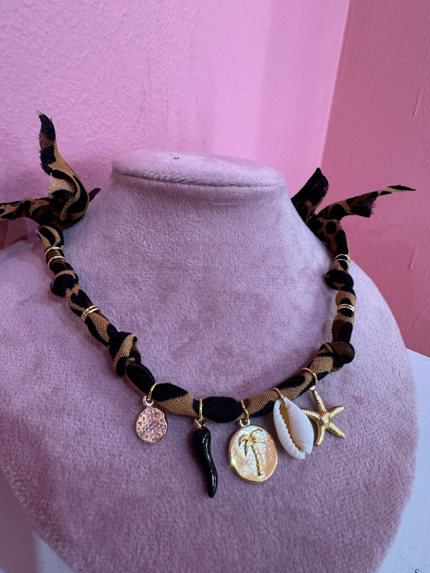 Collana bandana “Animalier” BADHNATI JEWELRY