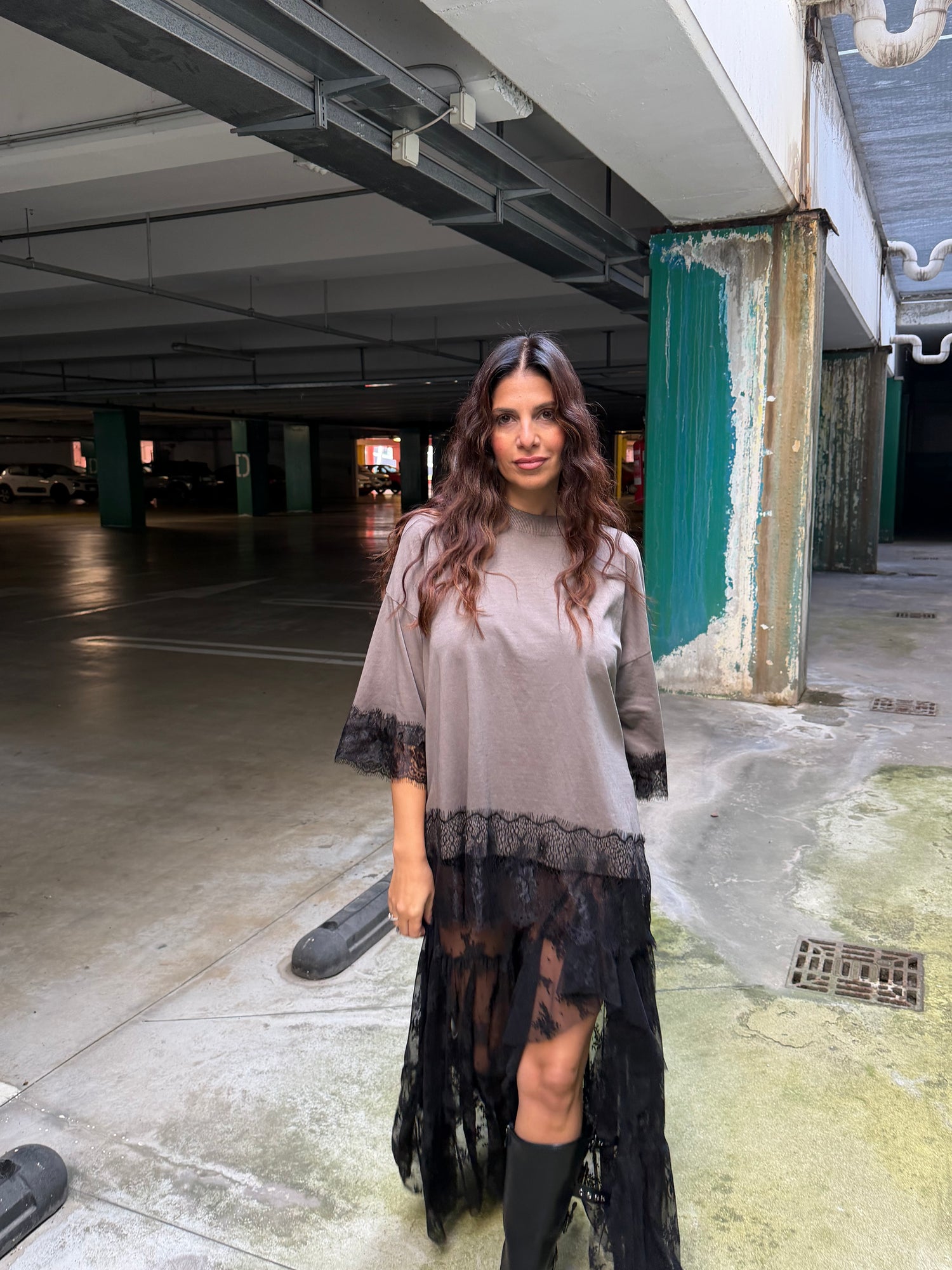 T-shirt over pizzo HAVE ONE