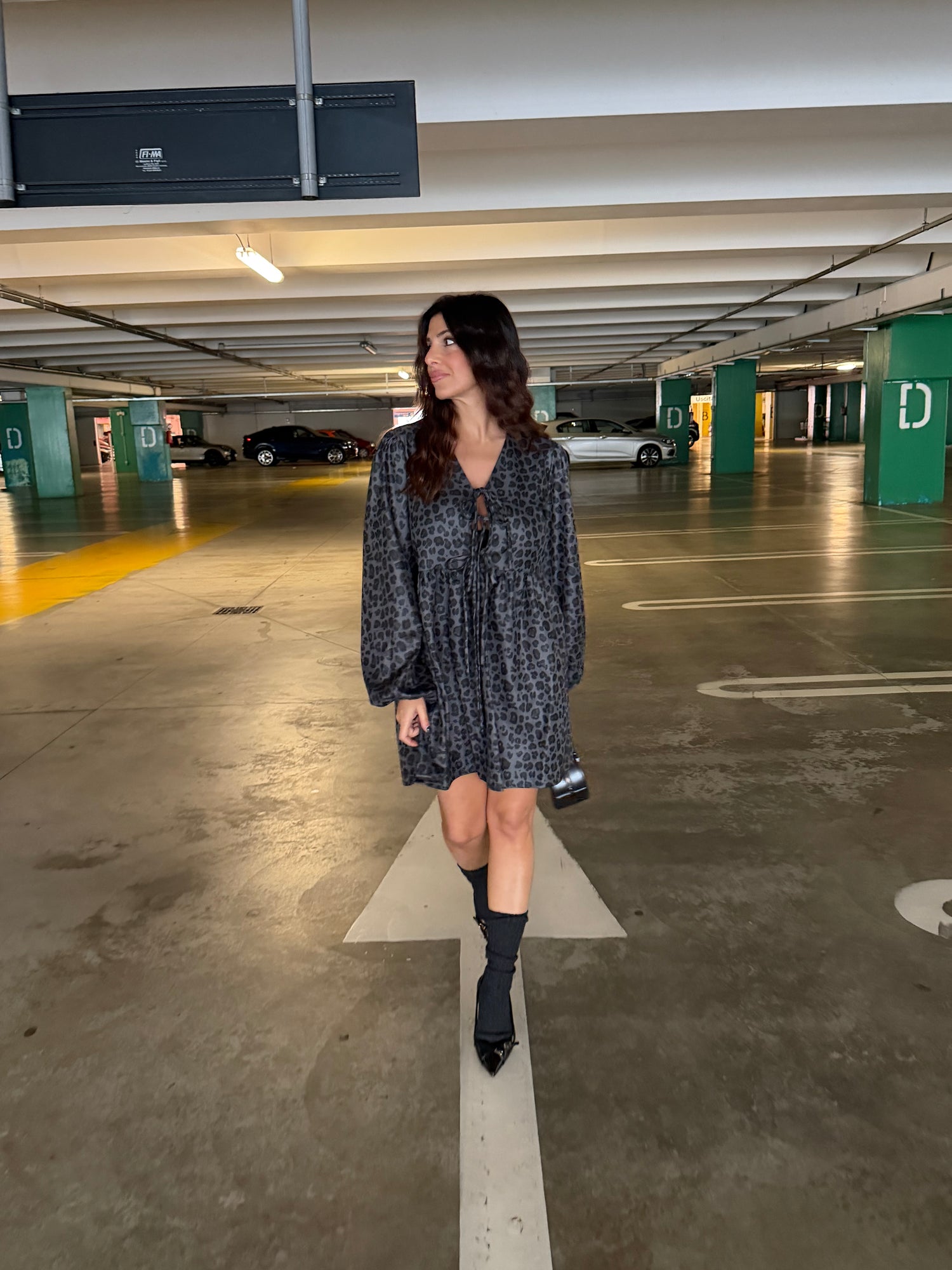 Abito “Grey Leo” GLAMOROUS