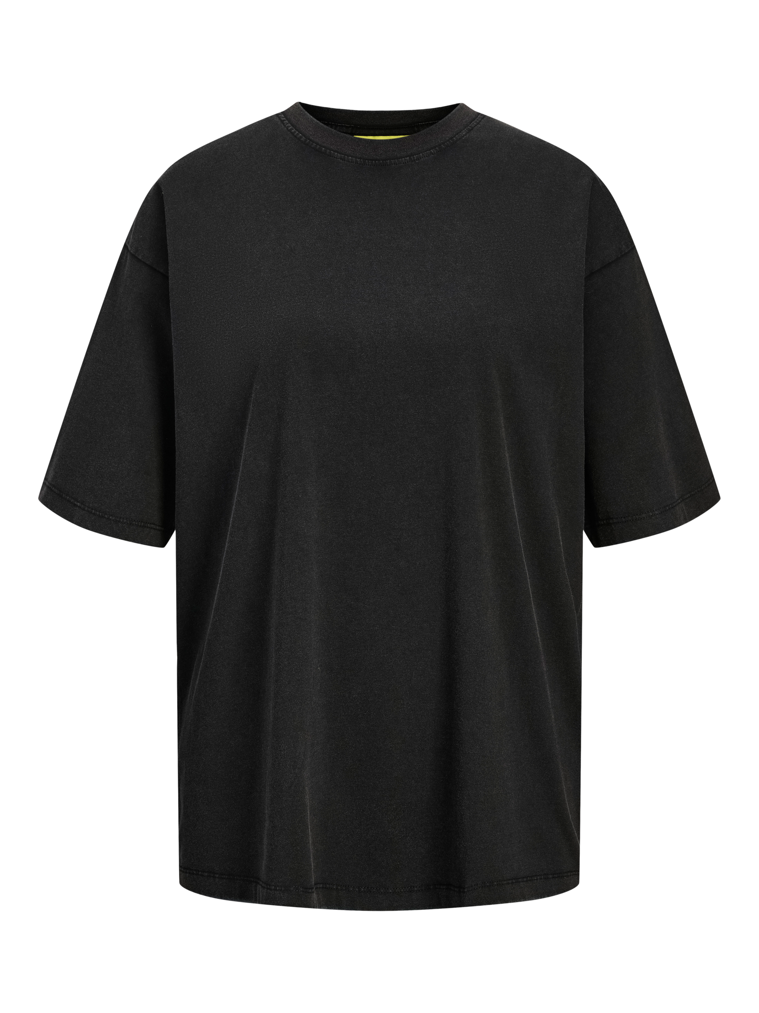 T-shirt over “Andrea” JJXX