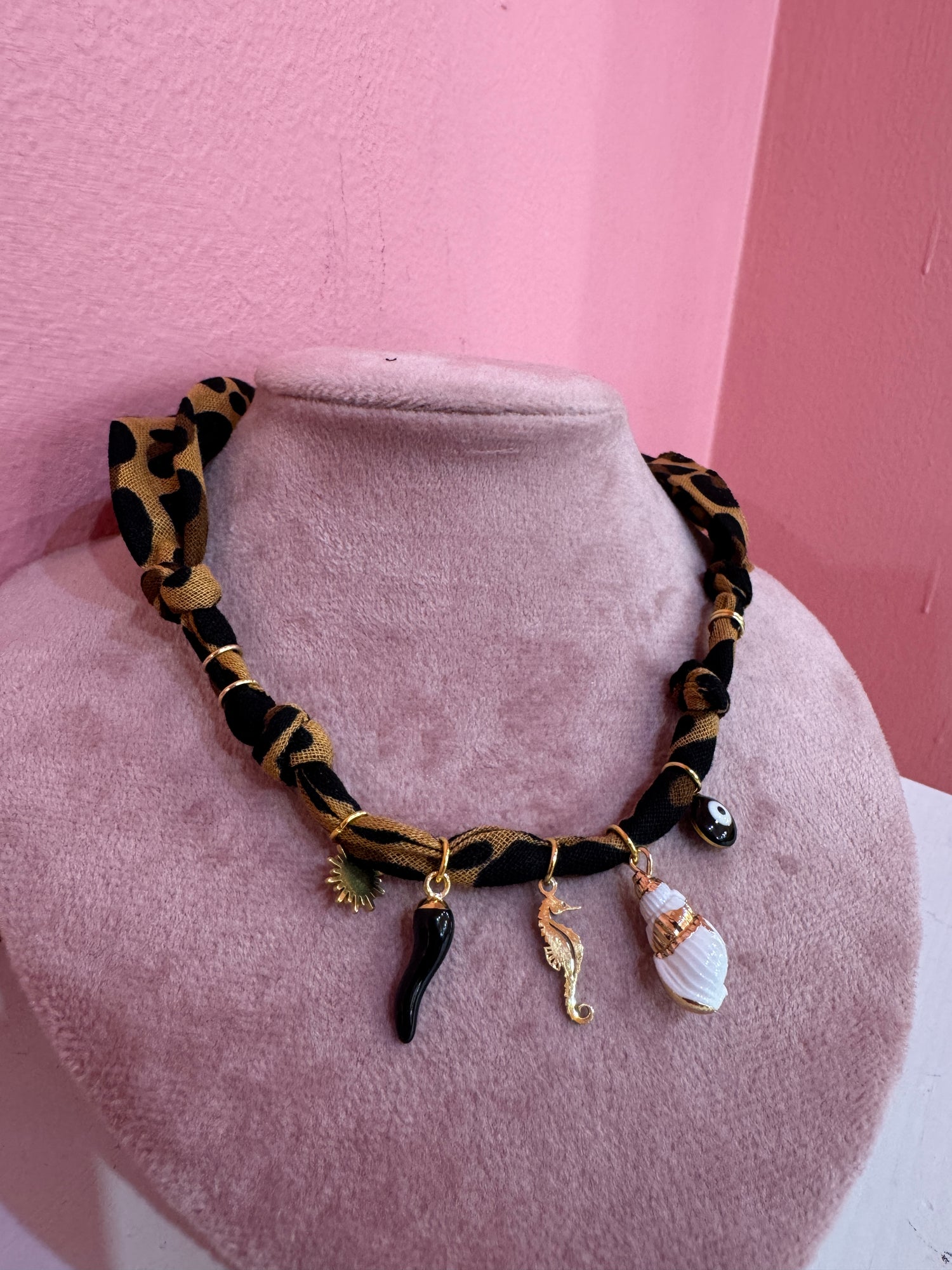 Collana bandana “Animalier” BADHNATI JEWELRY