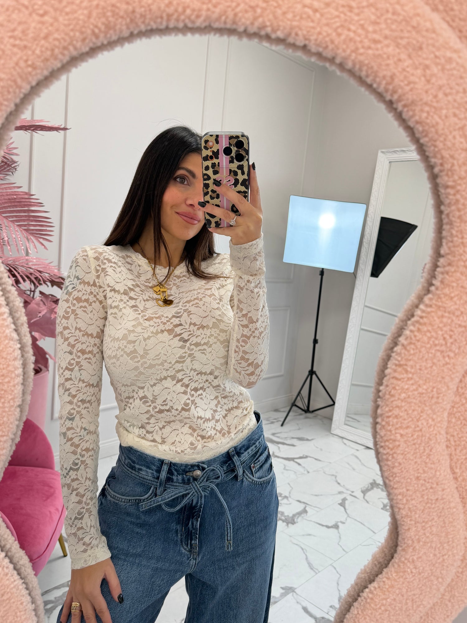 Maglia in pizzo “Nikka” ONLY