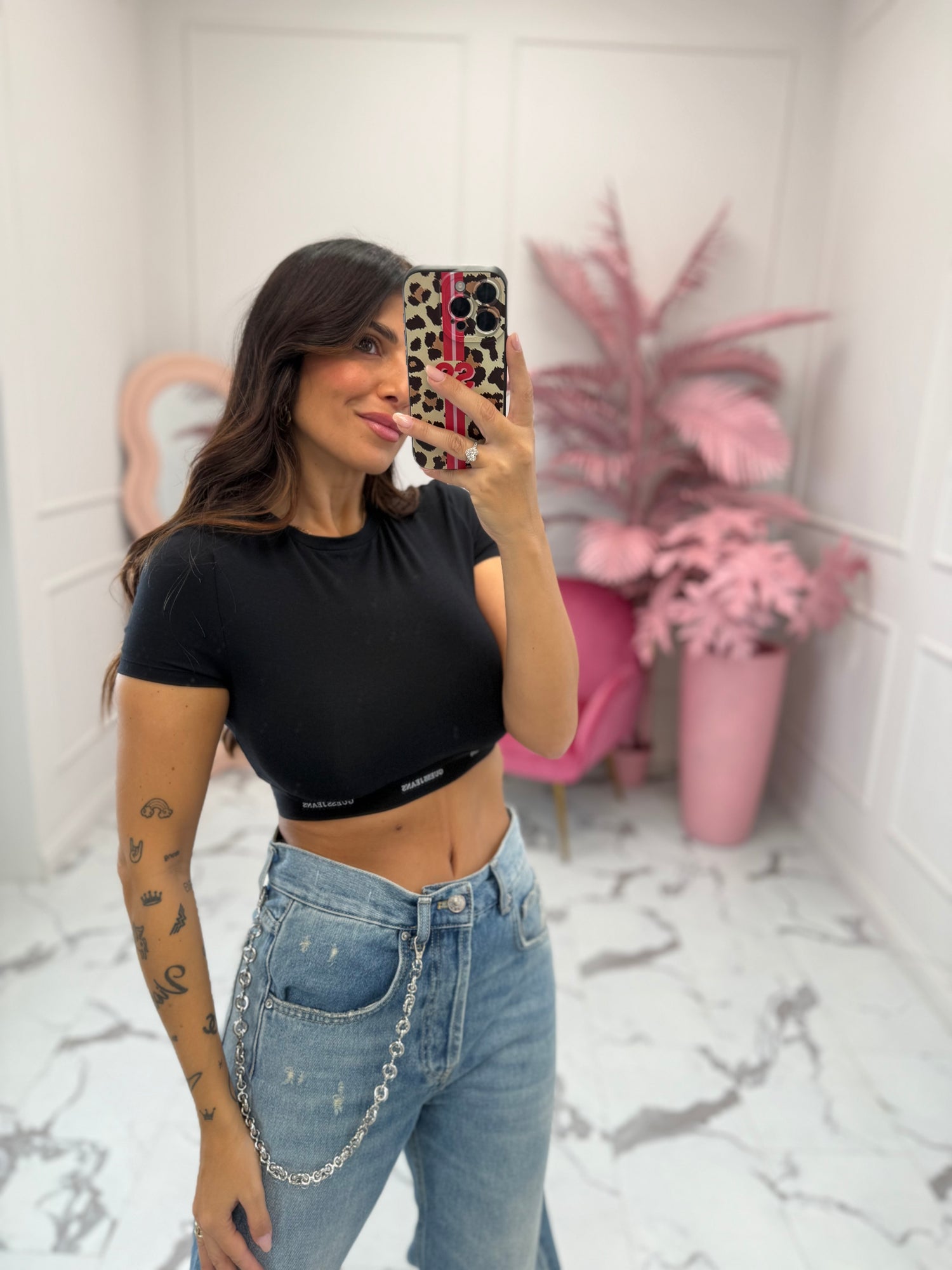 T-shirt crop con banda logata GUESS JEANS