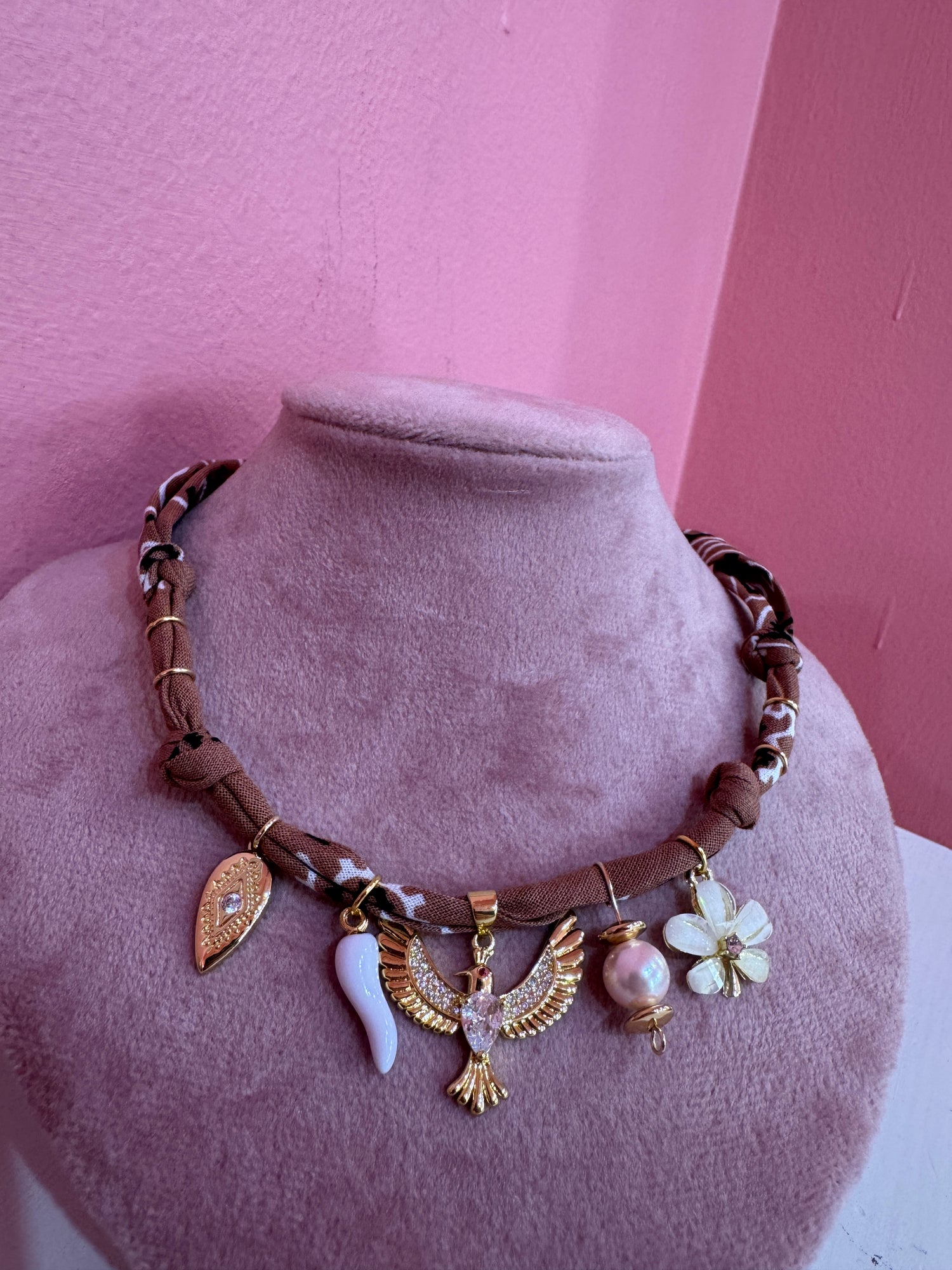 Collana bandana “Coachella” BADHNATI JEWELRY