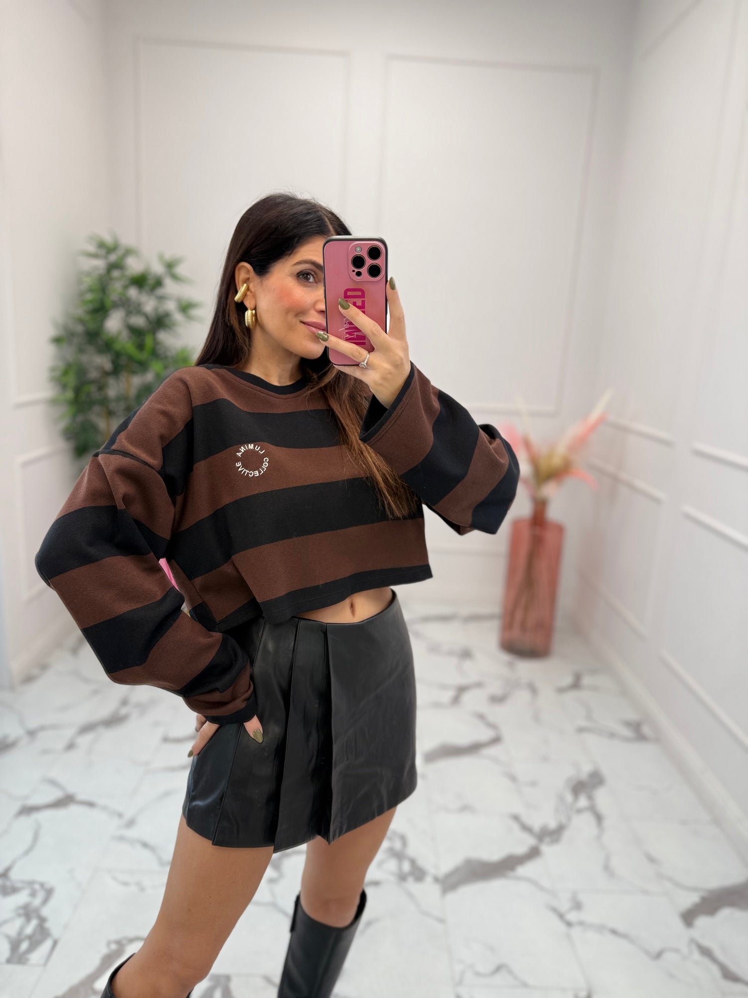 Gonna shorts “Amili” ONLY