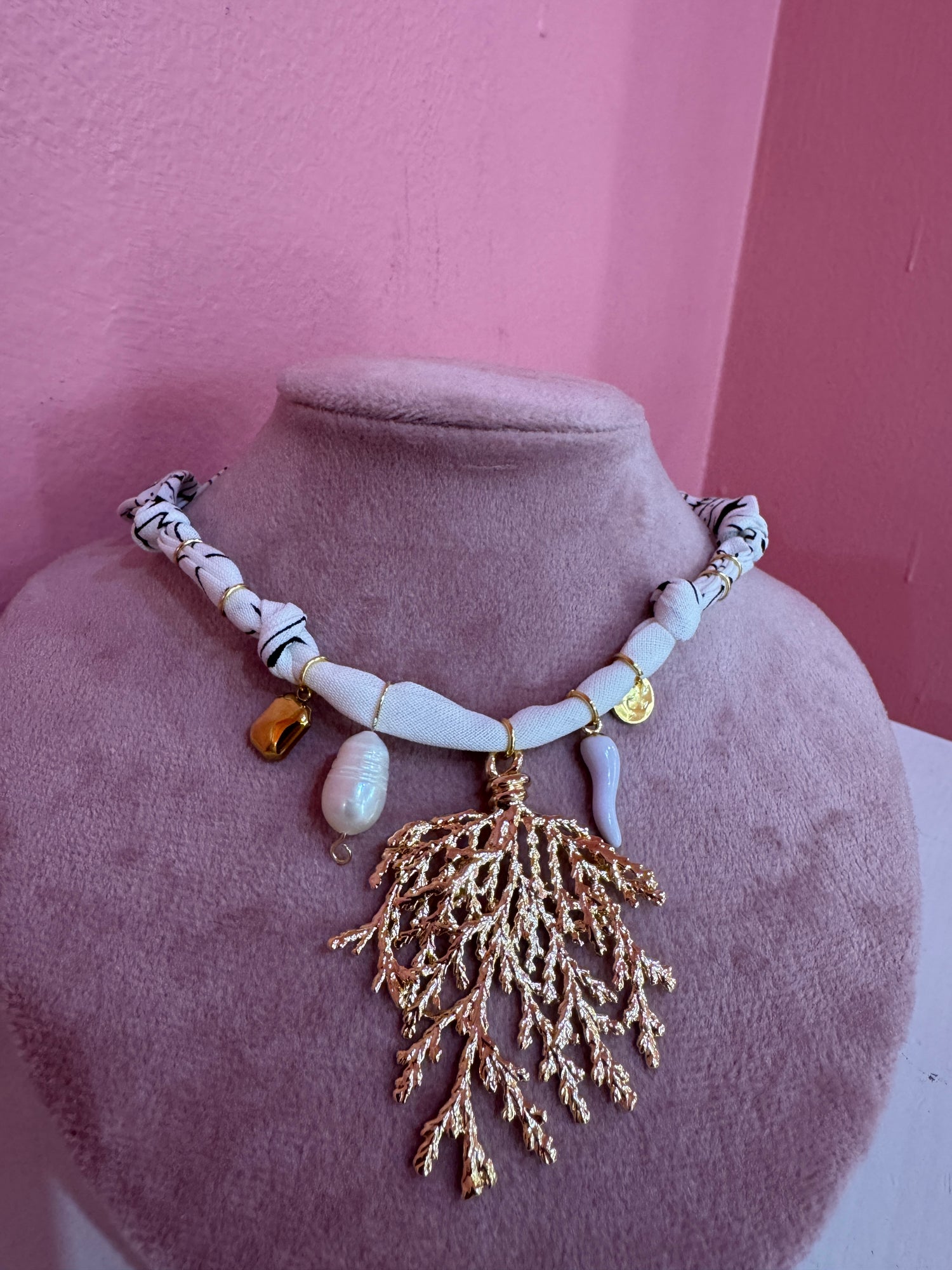 Collana bandana “Coachella” BADHNATI JEWELRY