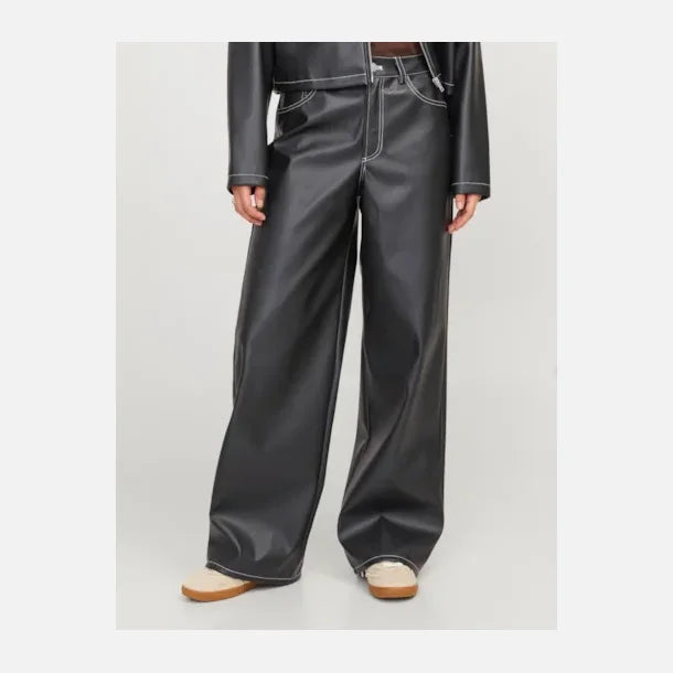 Pantalone Tokyo “Lila” ecopelle JJXX