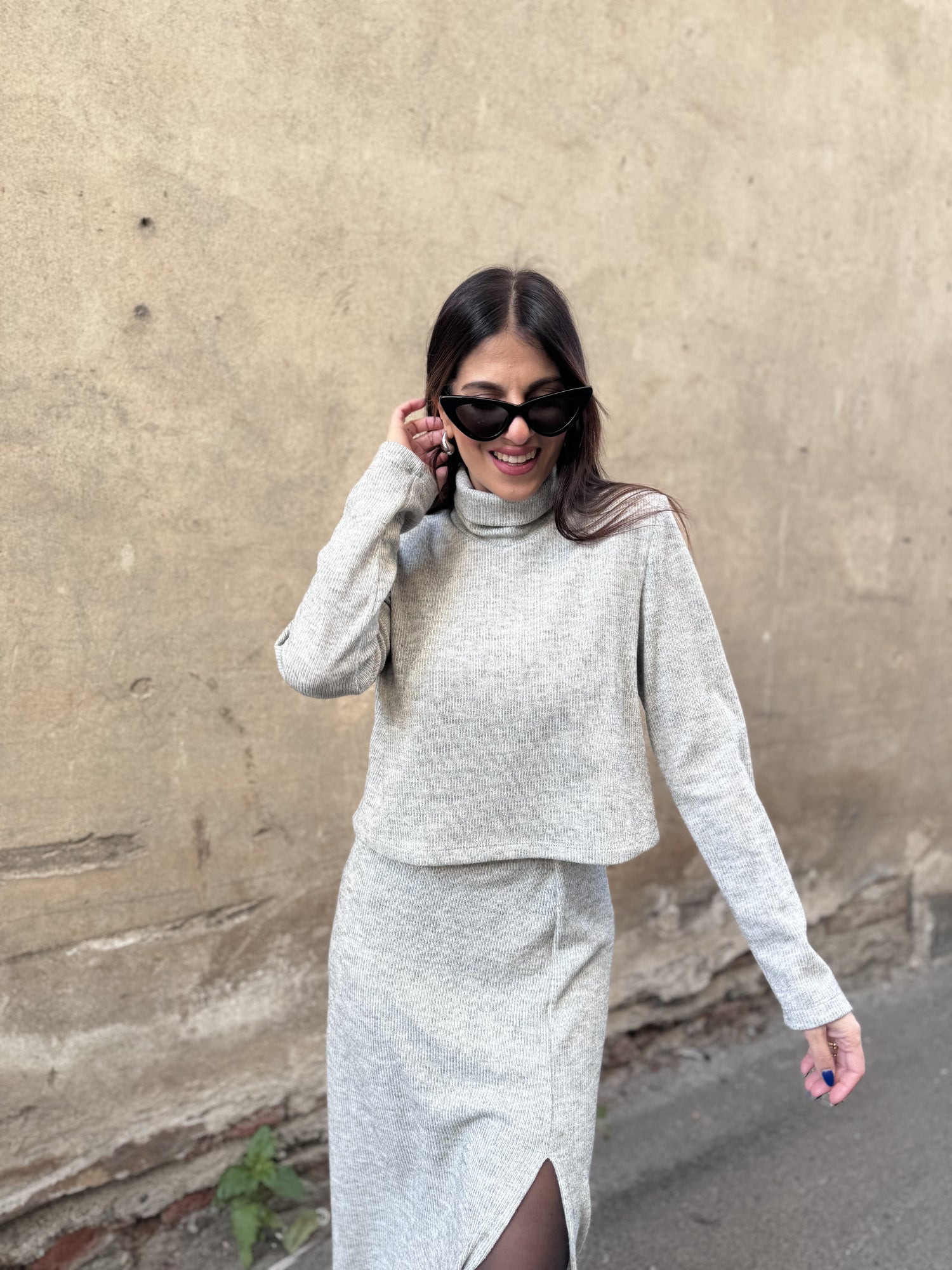 Maglia collo alto spalline HAVE ONE