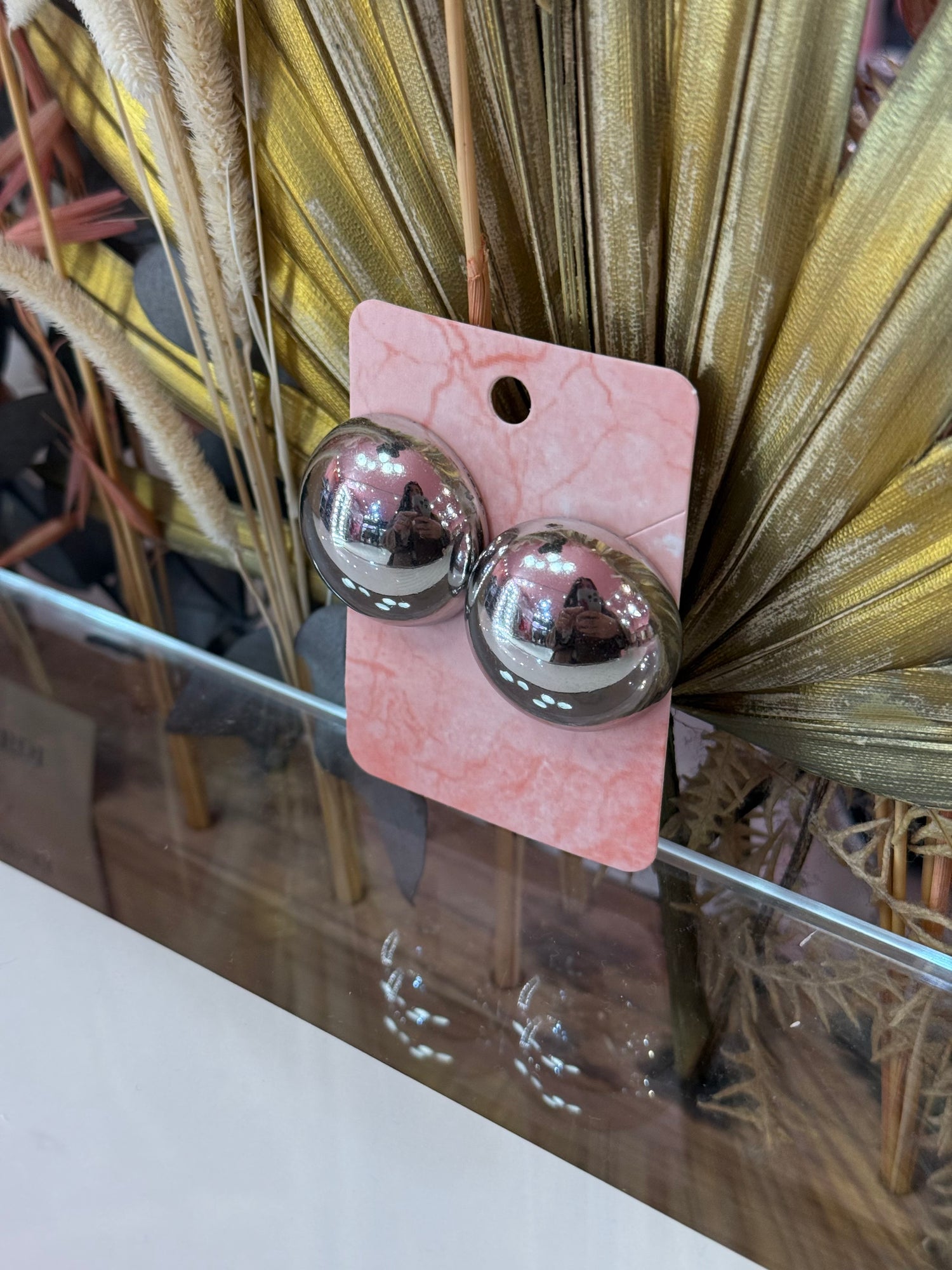 Orecchini “Button” LIP