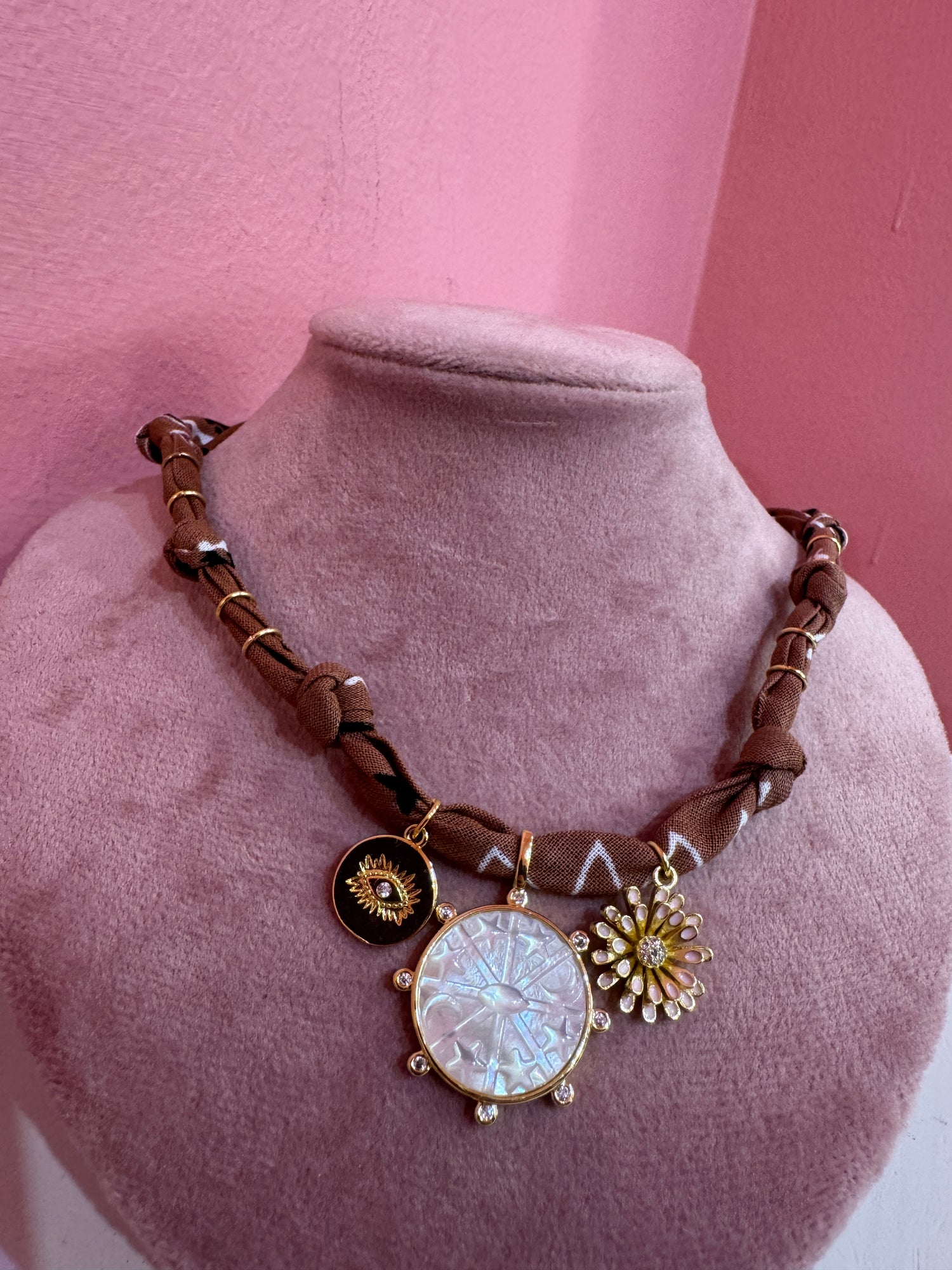 Collana bandana “Coachella” BADHNATI JEWELRY