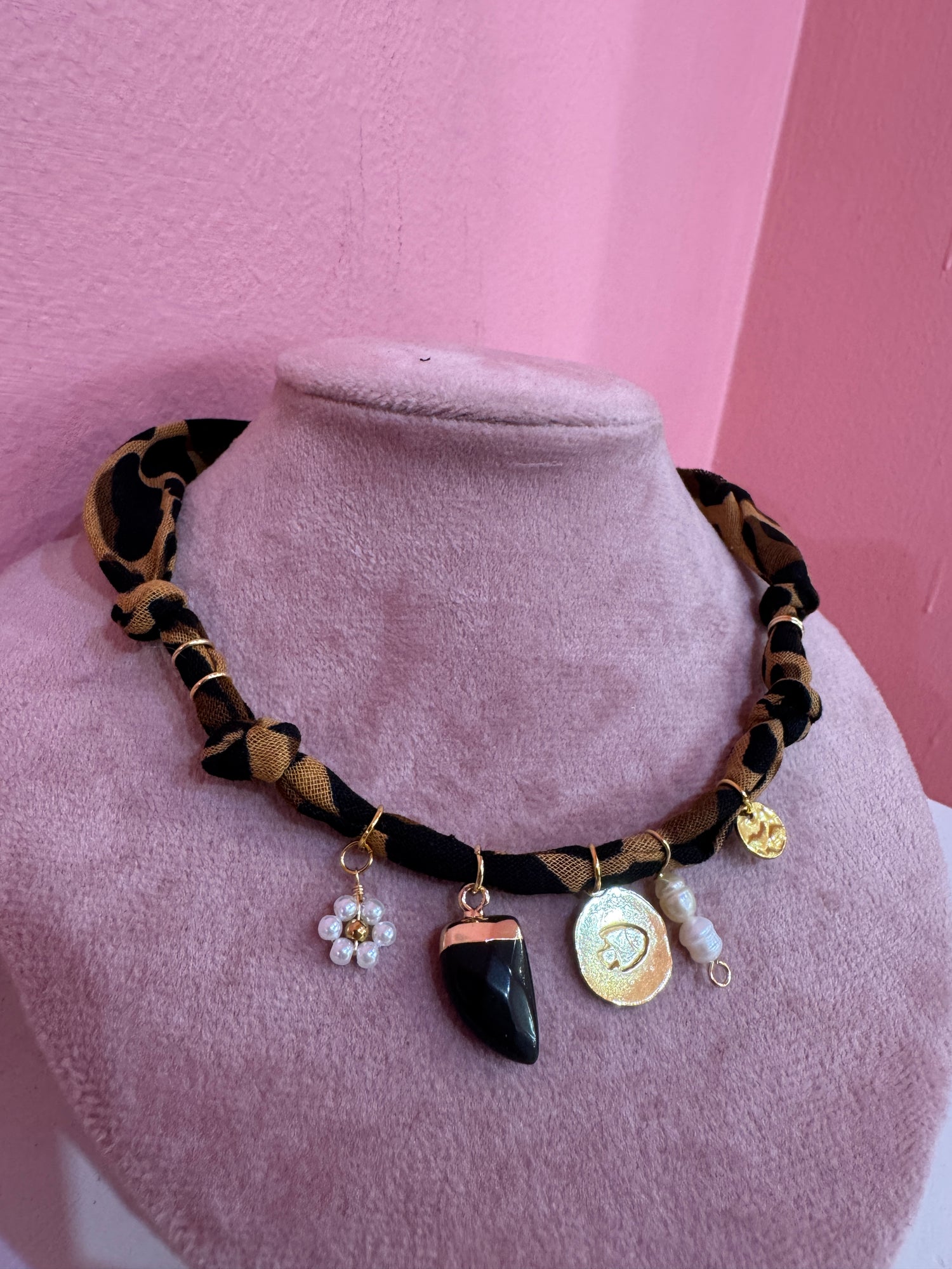 Collana bandana “Animalier” BADHNATI JEWELRY