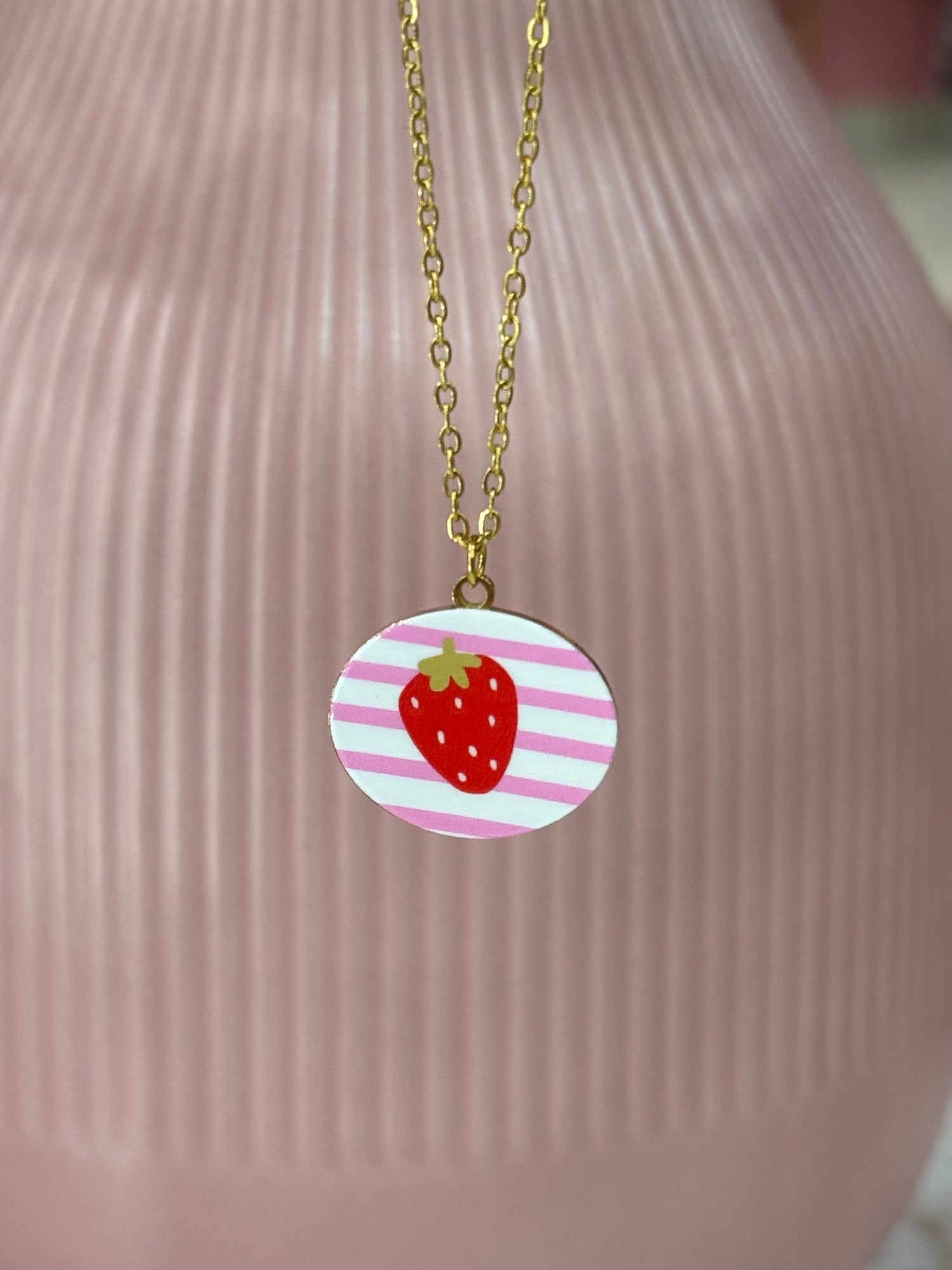 Collana “Strawberry” LIP