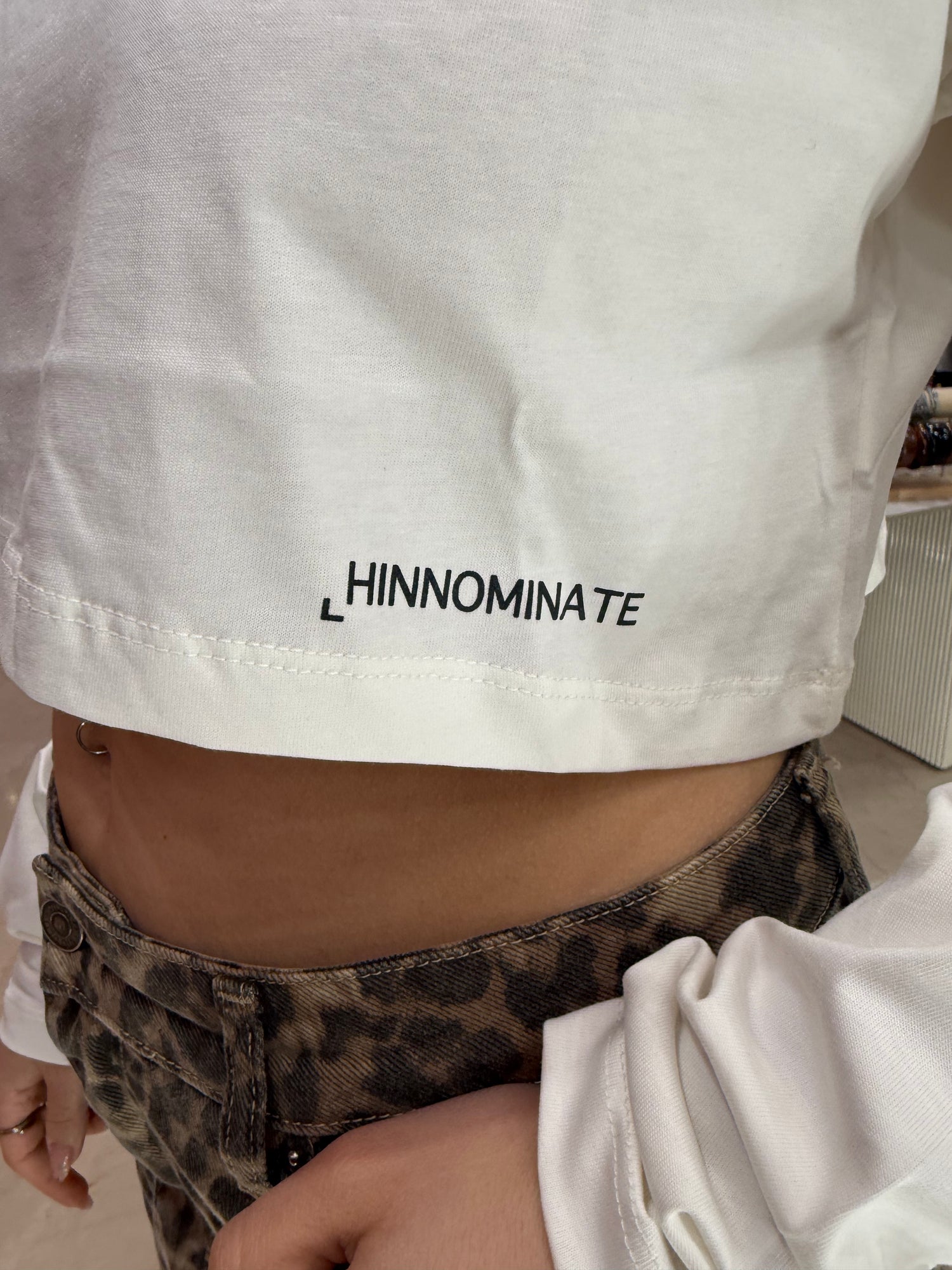 Maglia crop HINNOMINATE