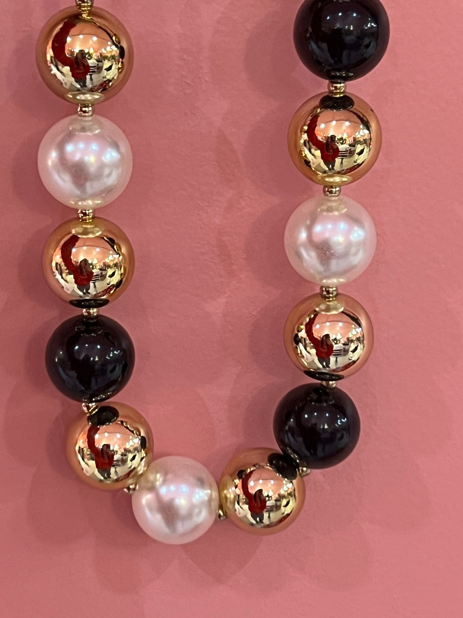 Collana “Maxi perle” LIP