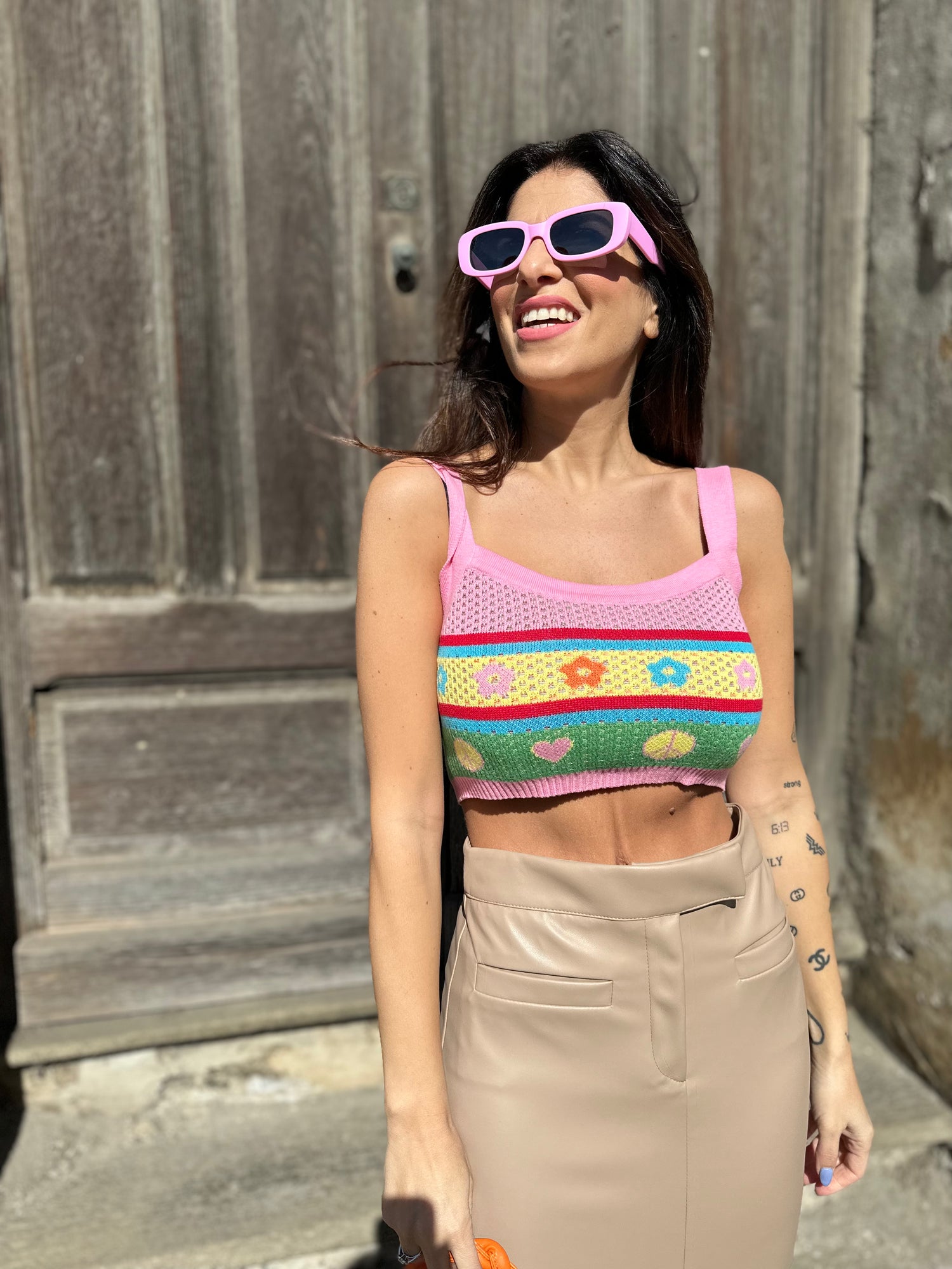 Top in maglia “Rainbow” GLAMOROUS