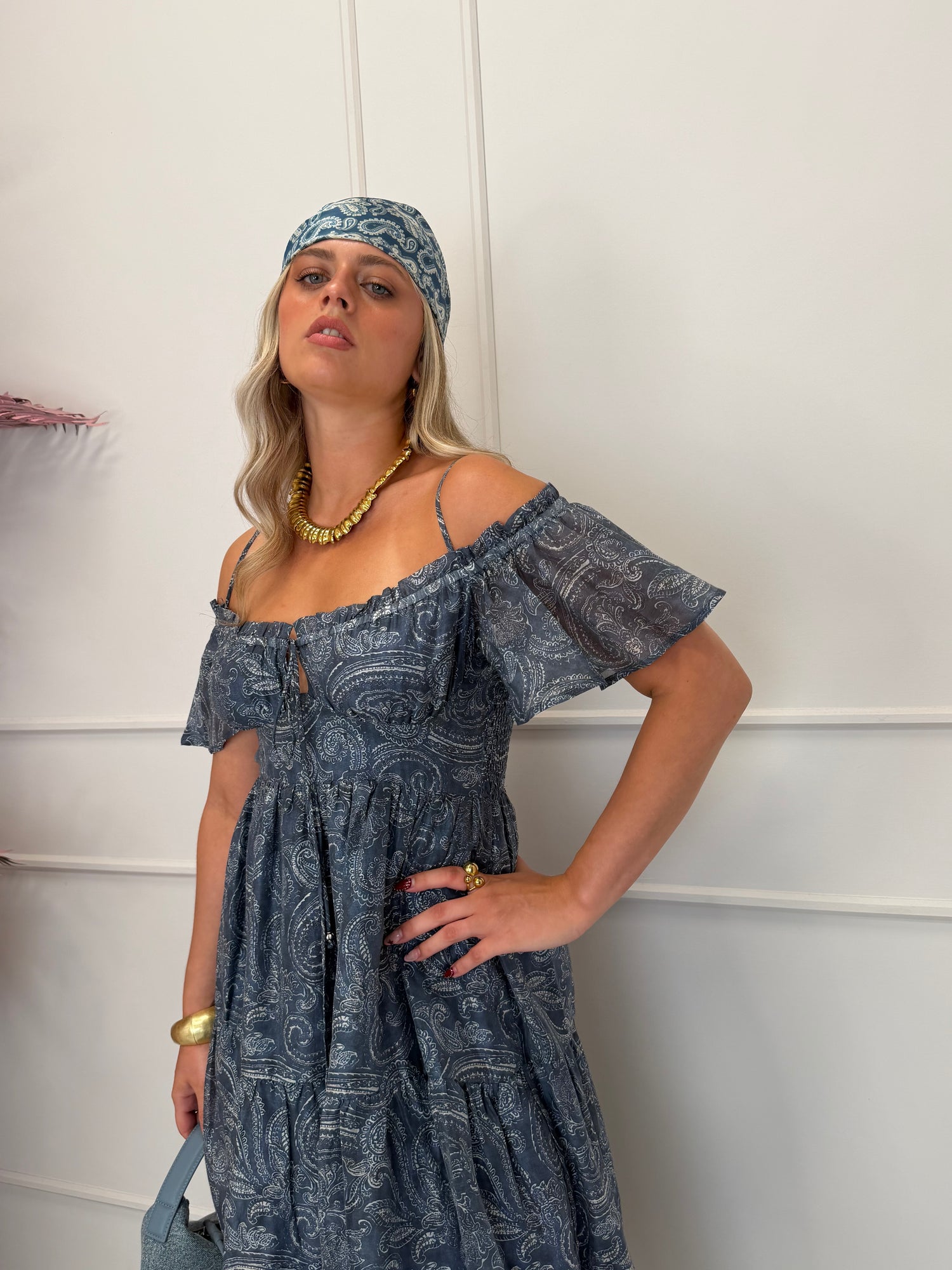 Abito “Anika Blue” GLAMOROUS
