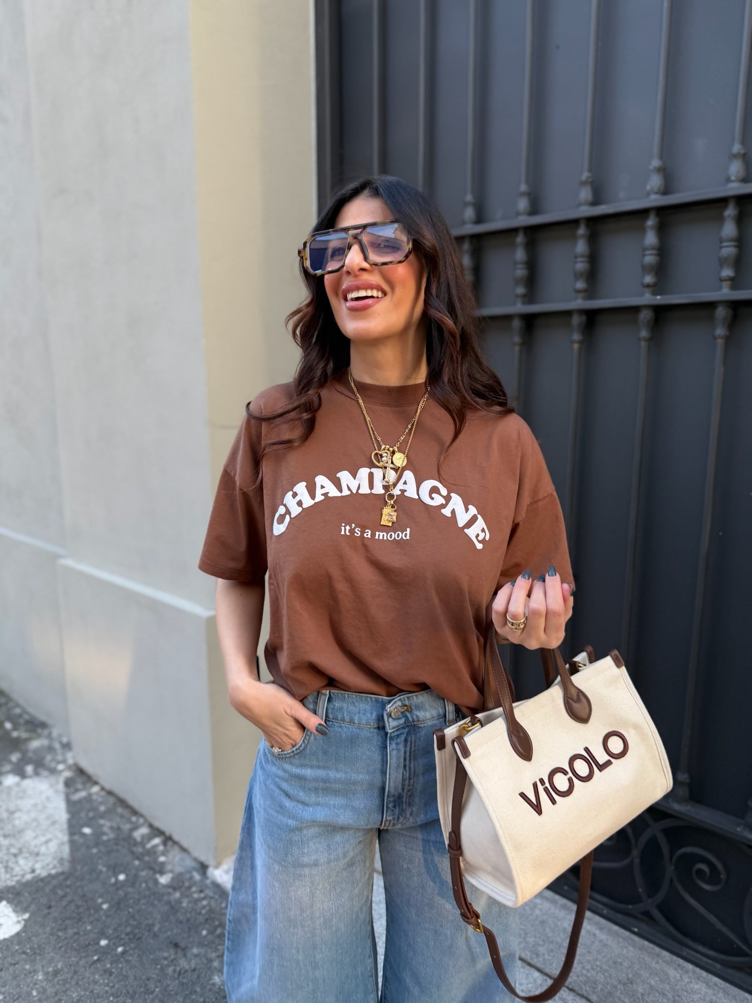 T-shirt over “Champagne Mood” VICOLO