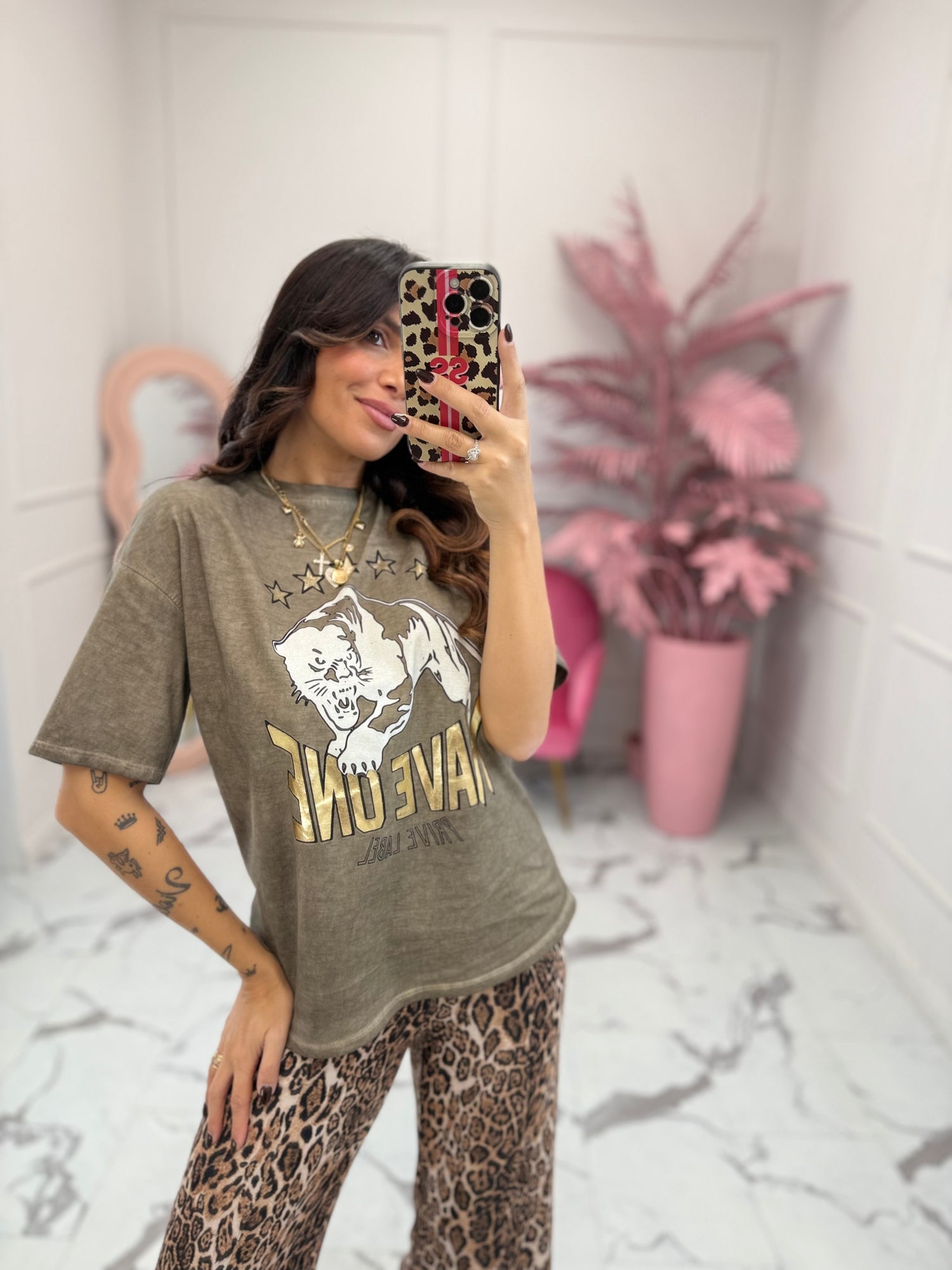 T-shirt “Gold tiger” HAVE ONE
