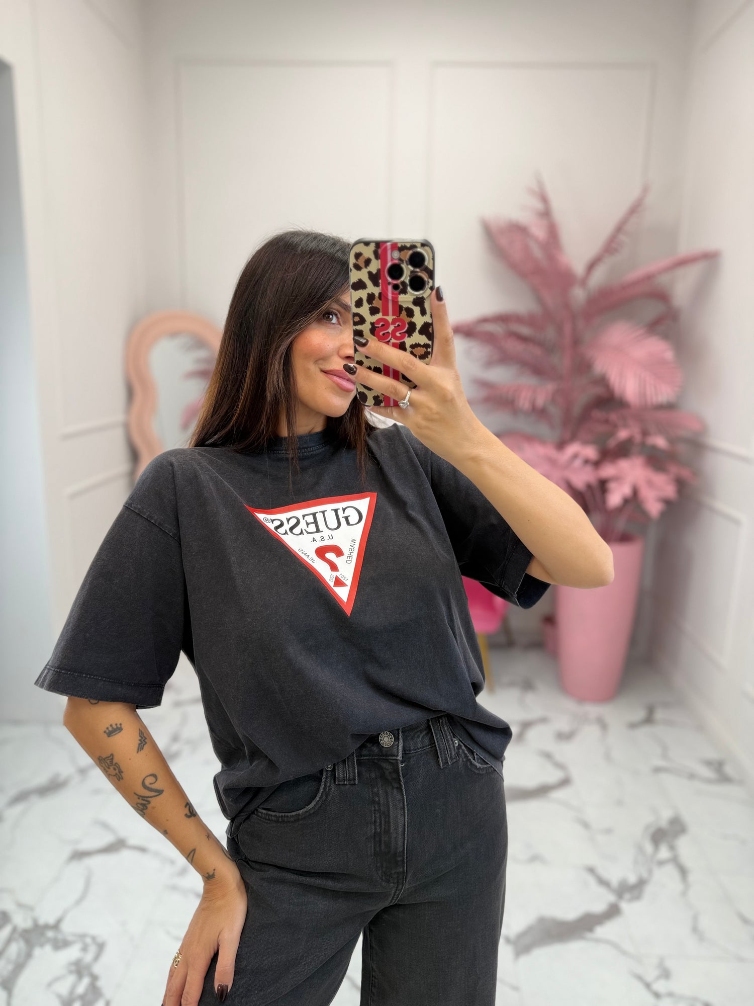 T-shirt over logo vintage GUESS JEANS
