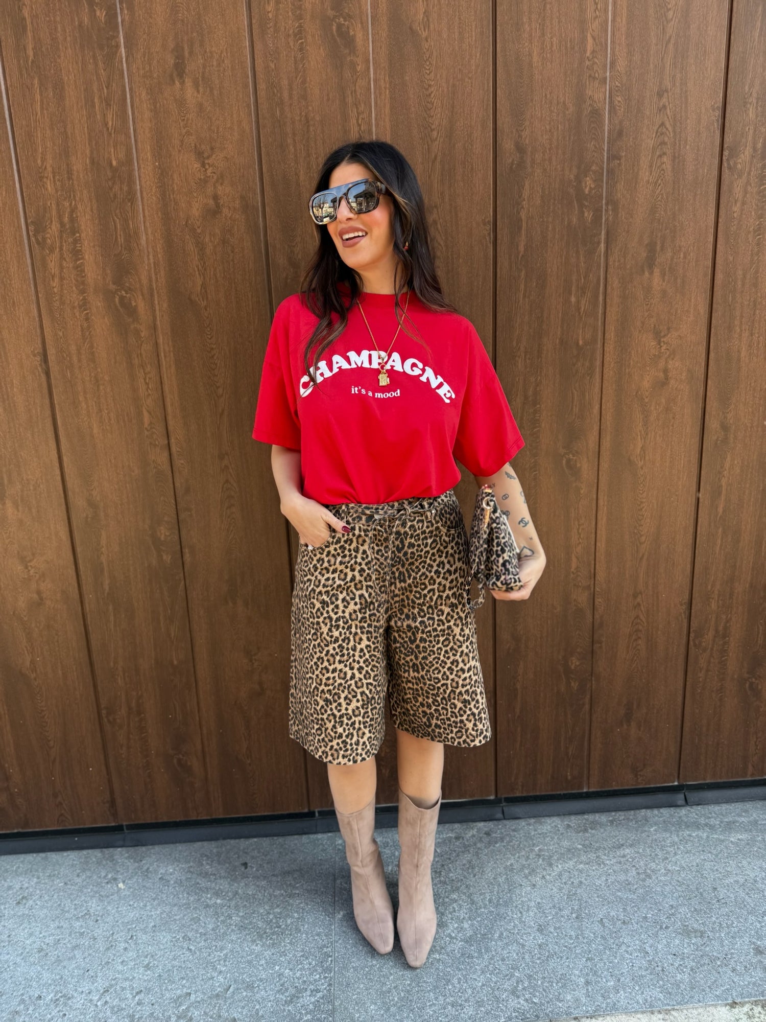 T-shirt over “Champagne Mood” VICOLO
