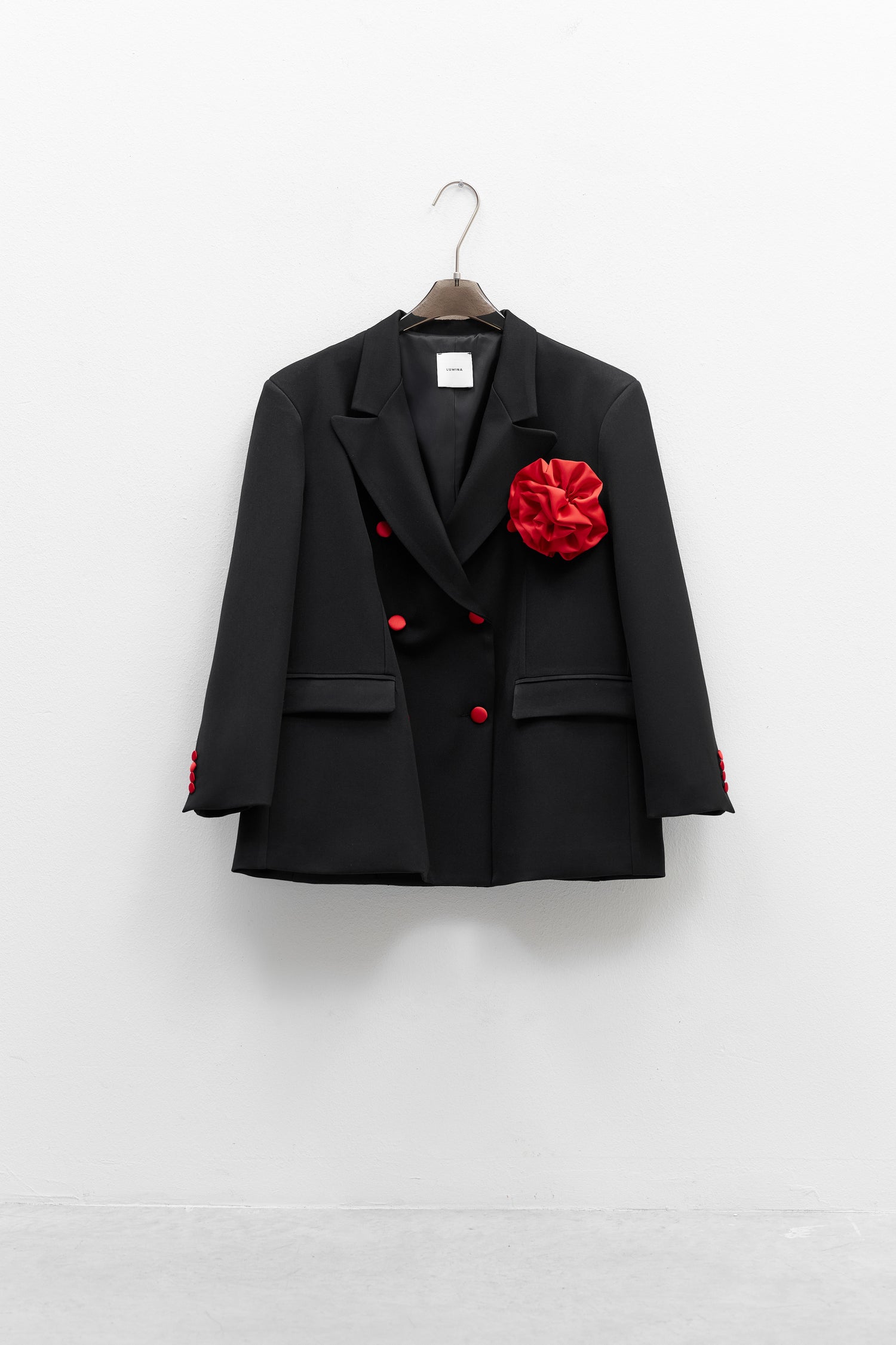 Blazer over “Red touch” LUMINA