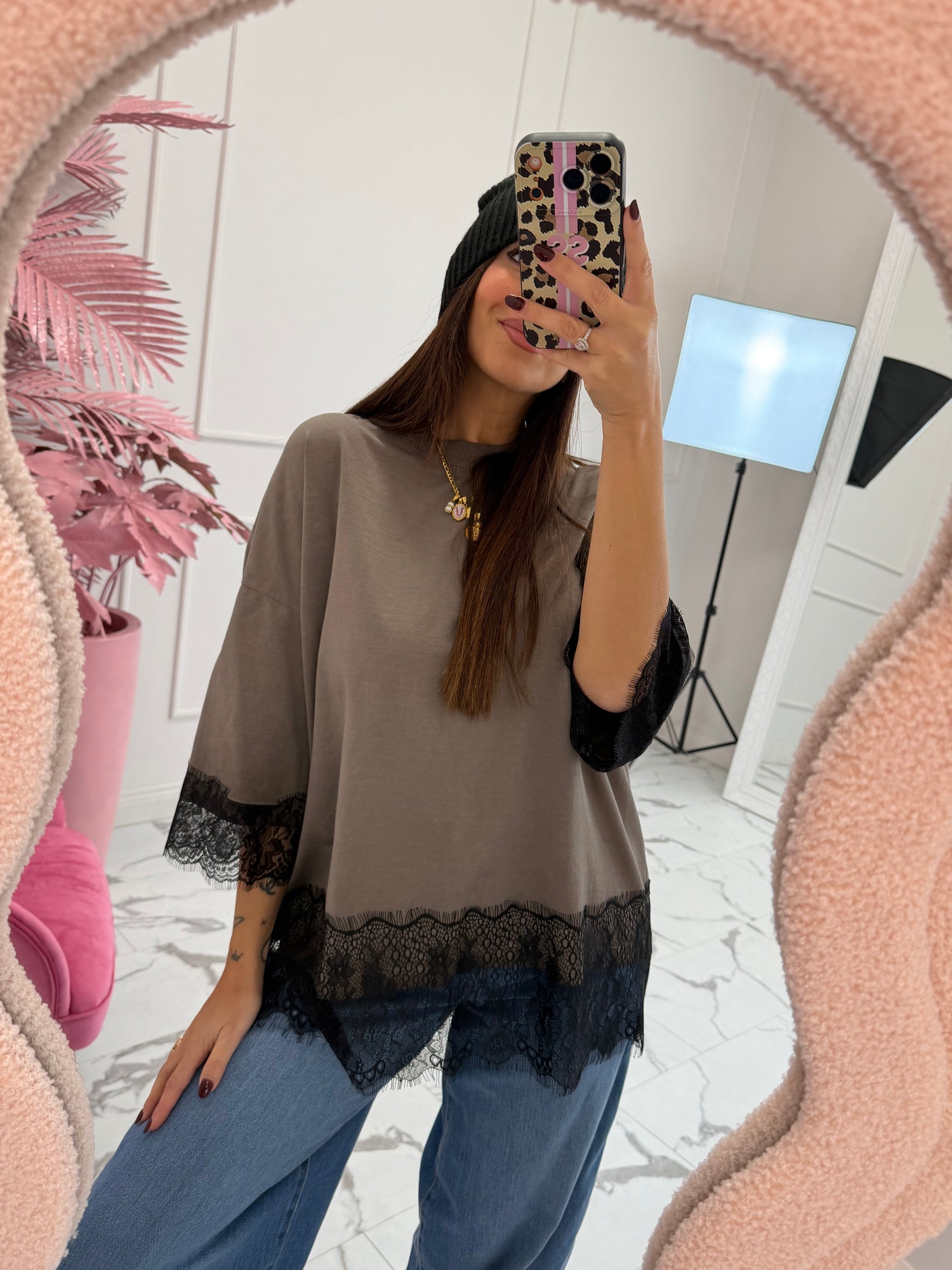 T-shirt over pizzo HAVE ONE