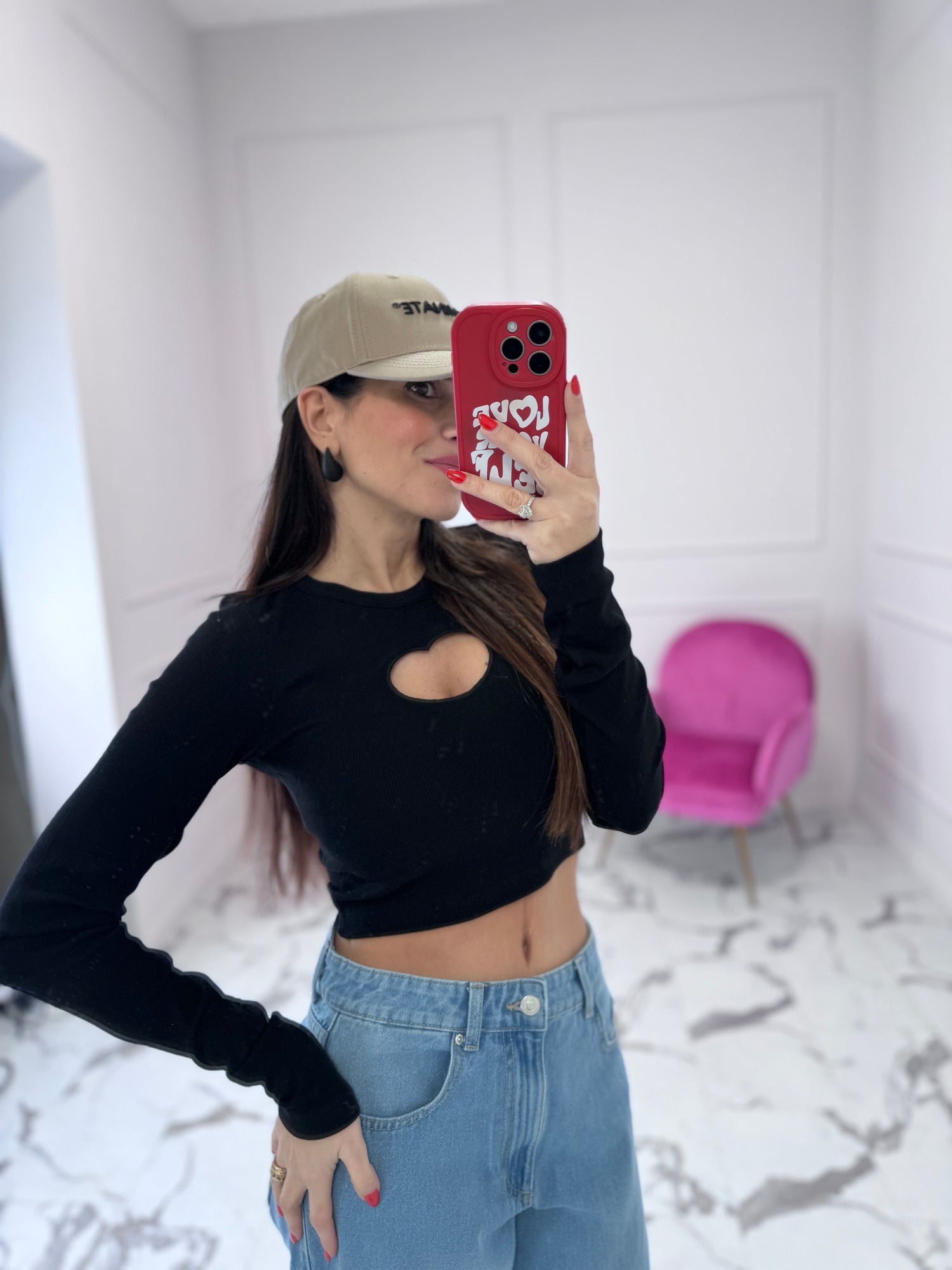 Cappello con visiera logo “HINNOMINATE”
